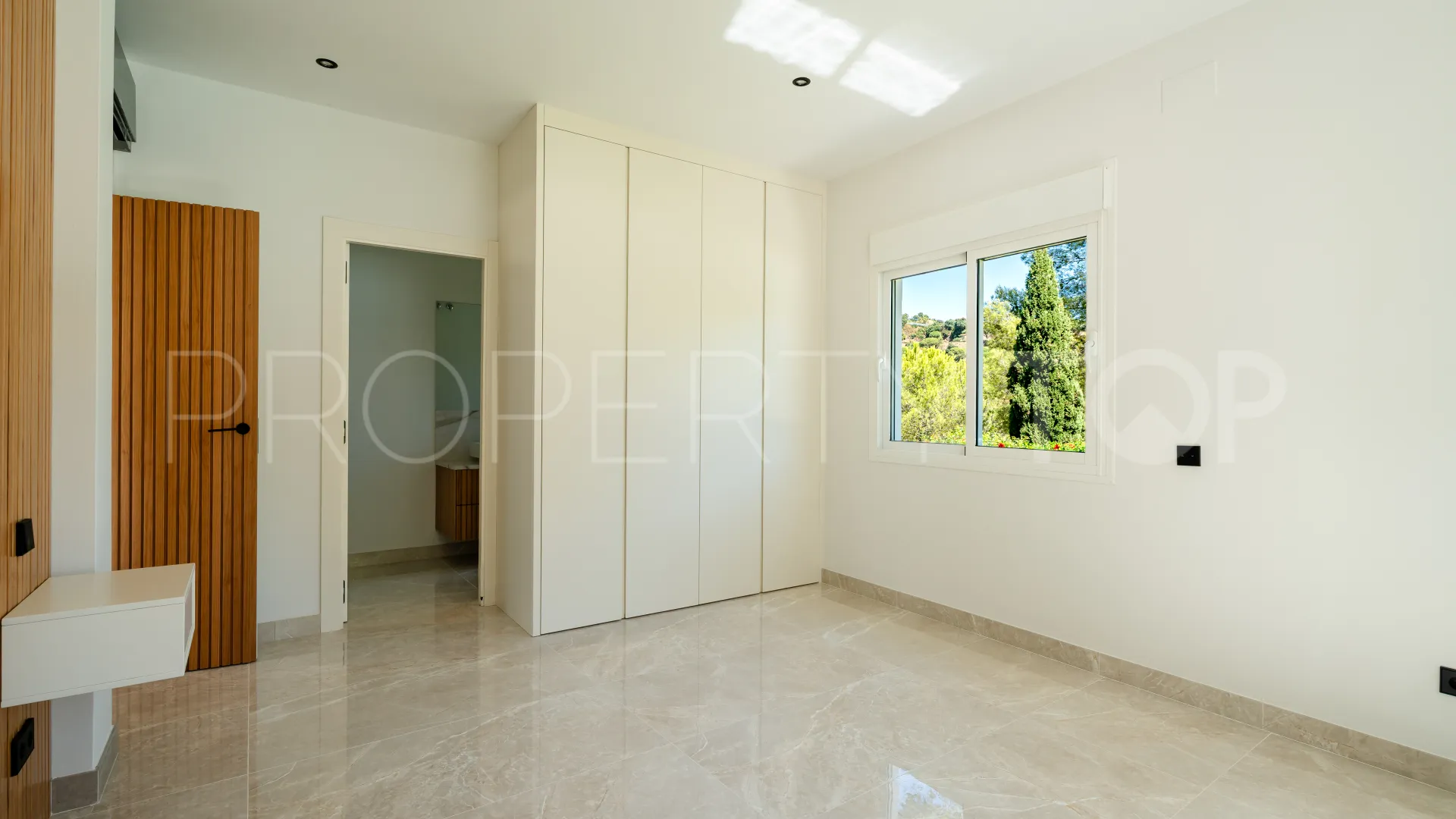 El Madroñal, villa en venta de 5 dormitorios
