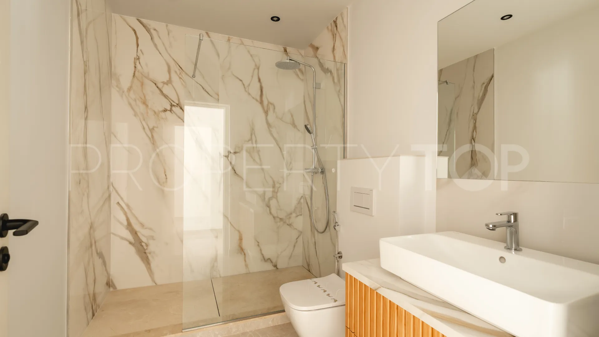 El Madroñal, villa en venta de 5 dormitorios