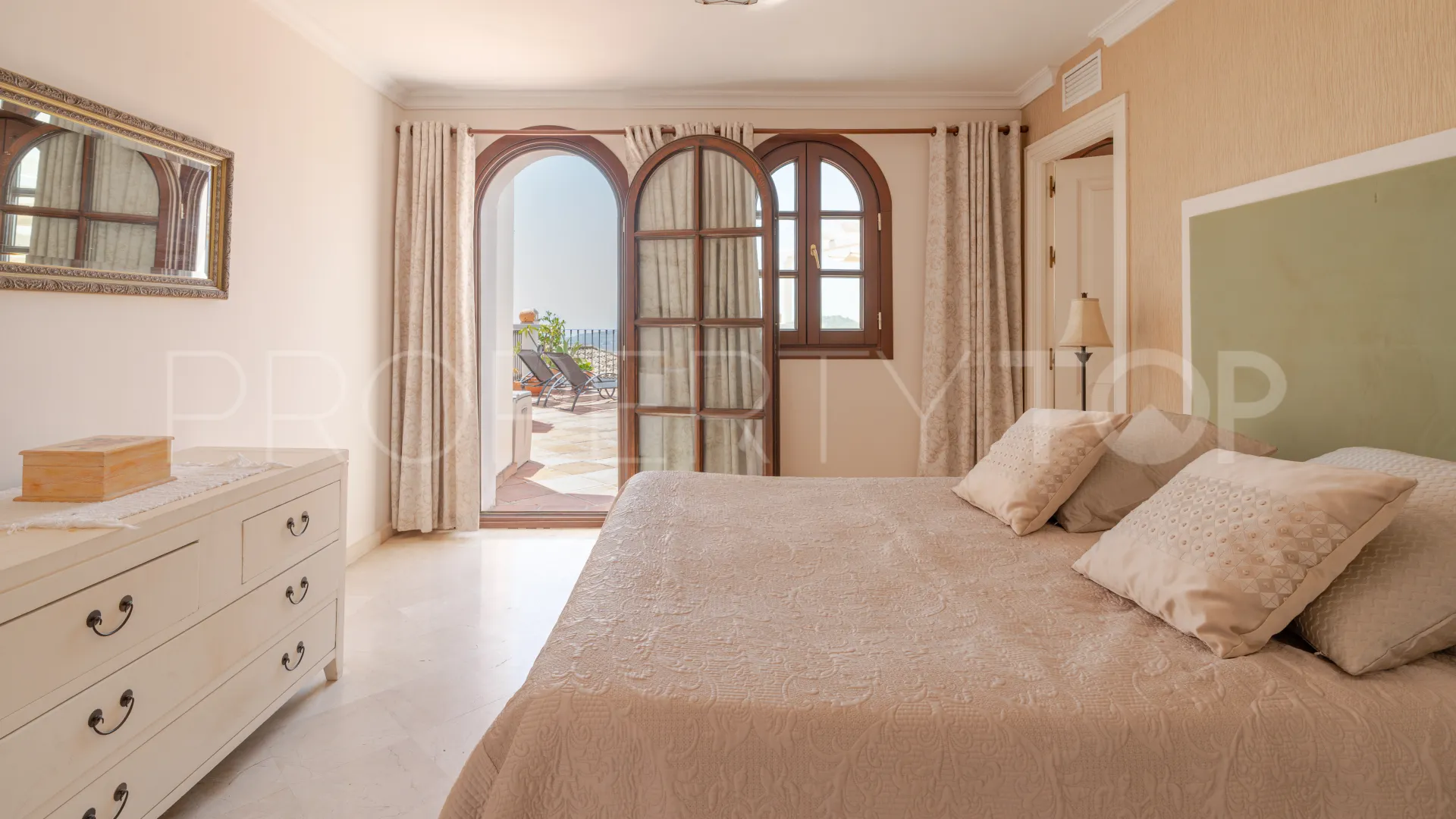 For sale La Heredia 3 bedrooms town house