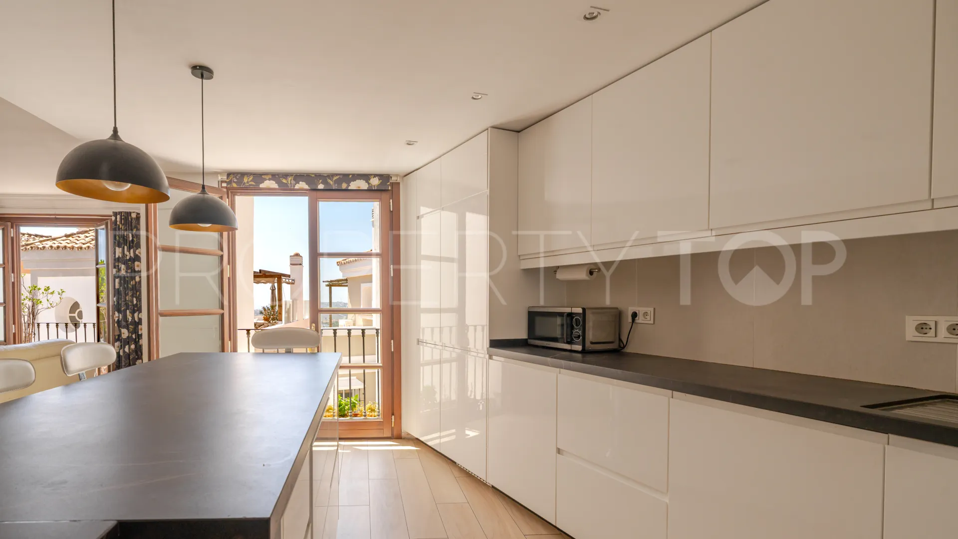 For sale La Heredia 3 bedrooms town house