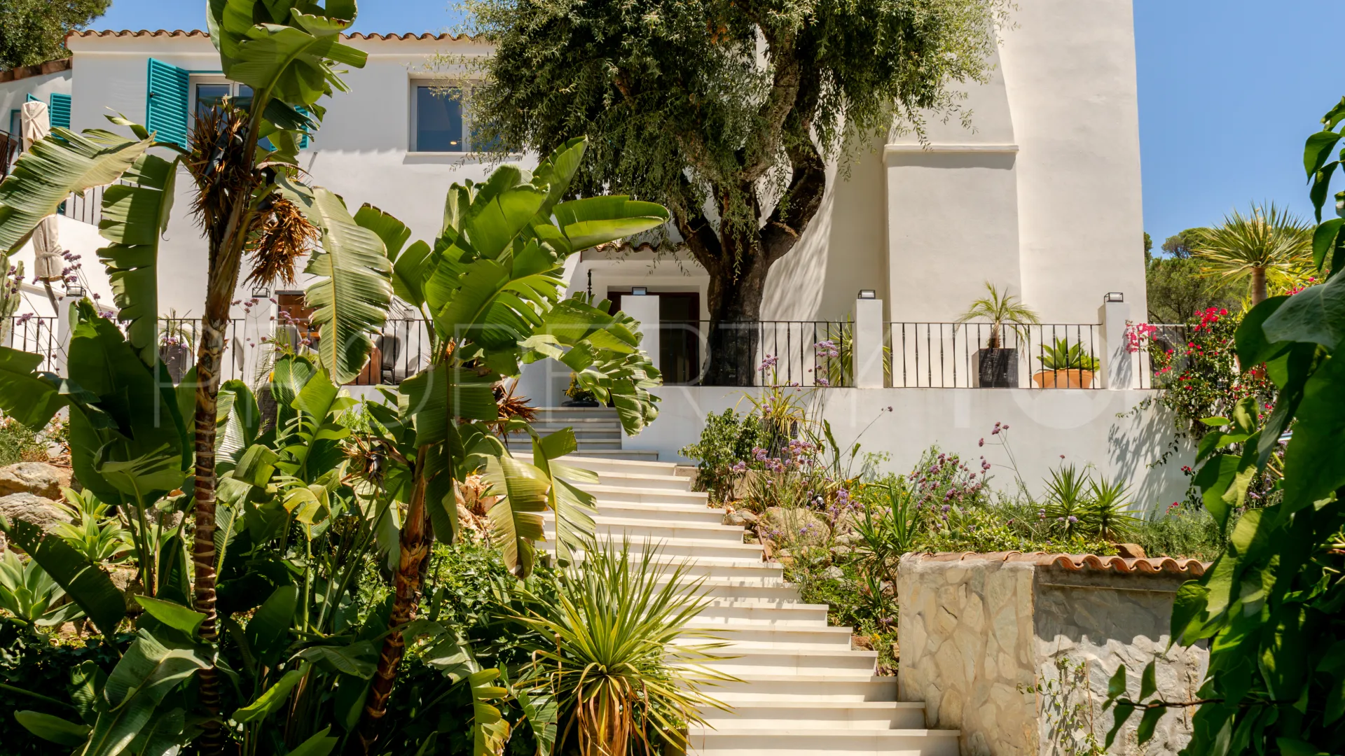 For sale El Madroñal house
