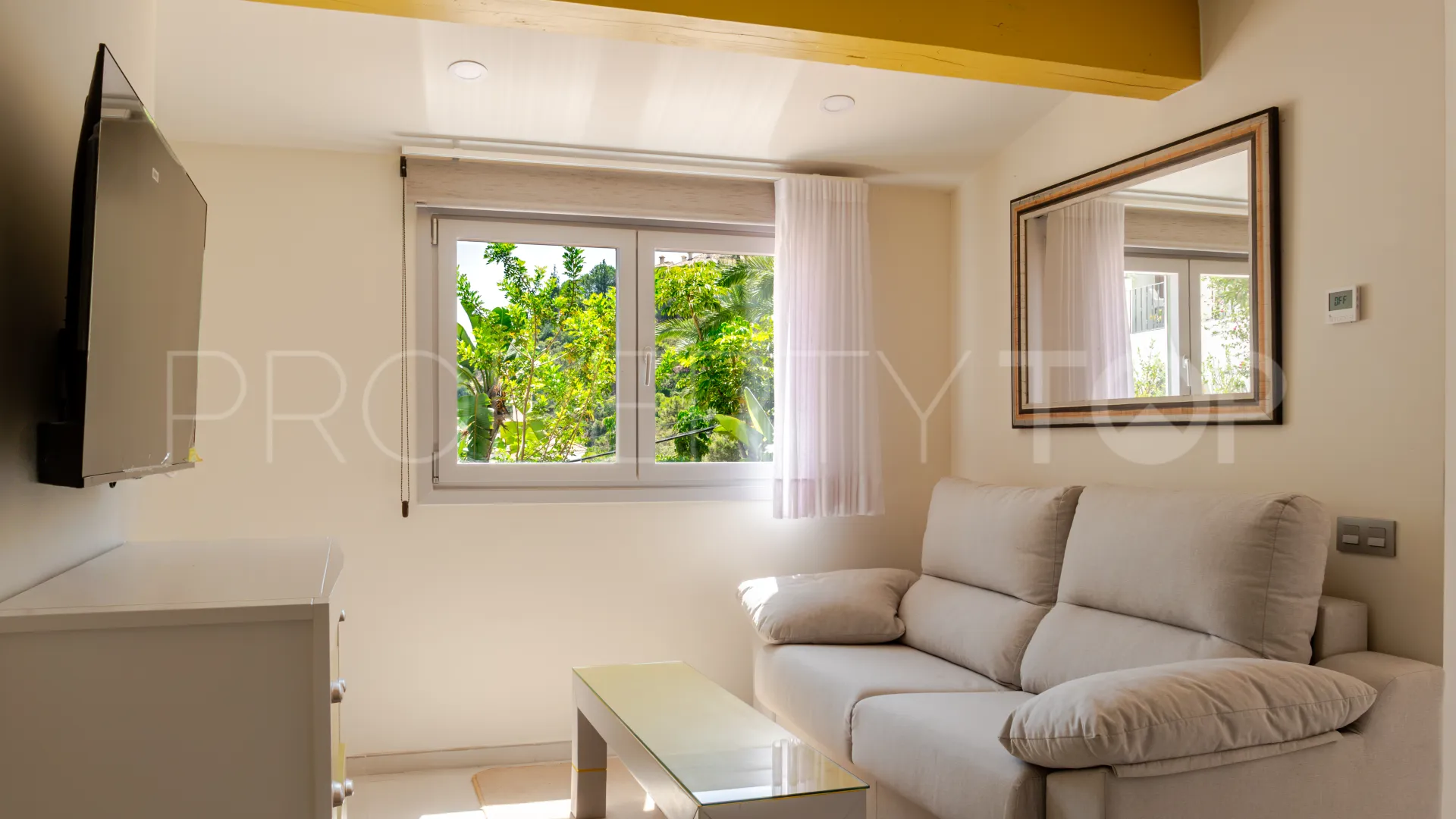 For sale El Madroñal house