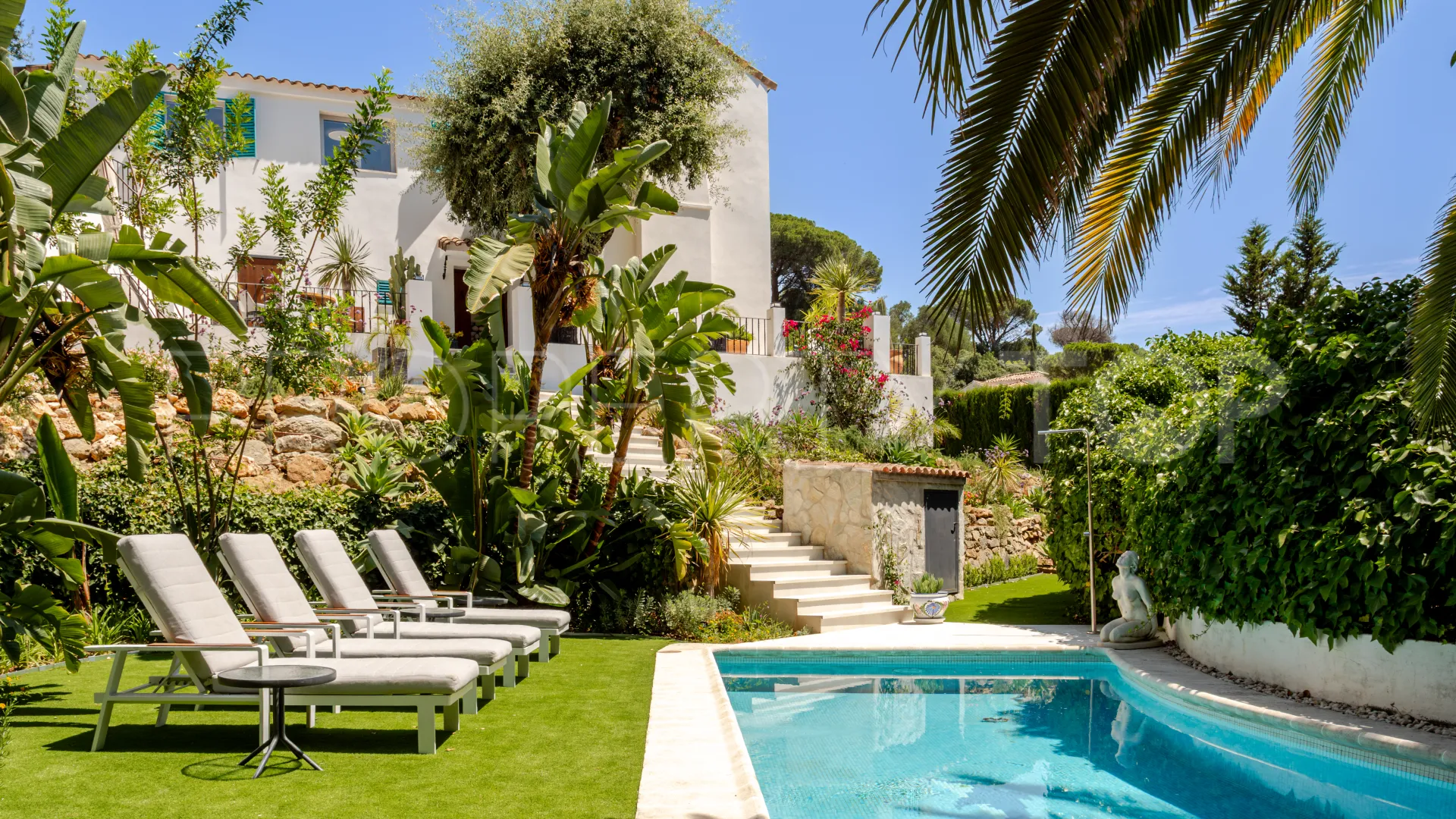 For sale El Madroñal house