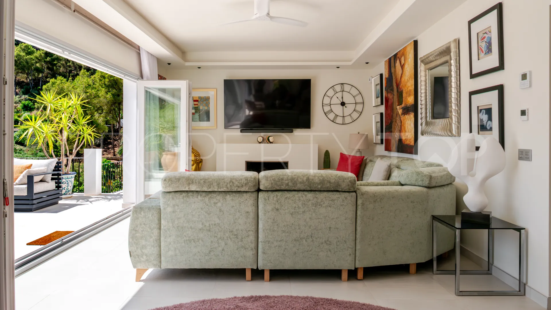 For sale El Madroñal house