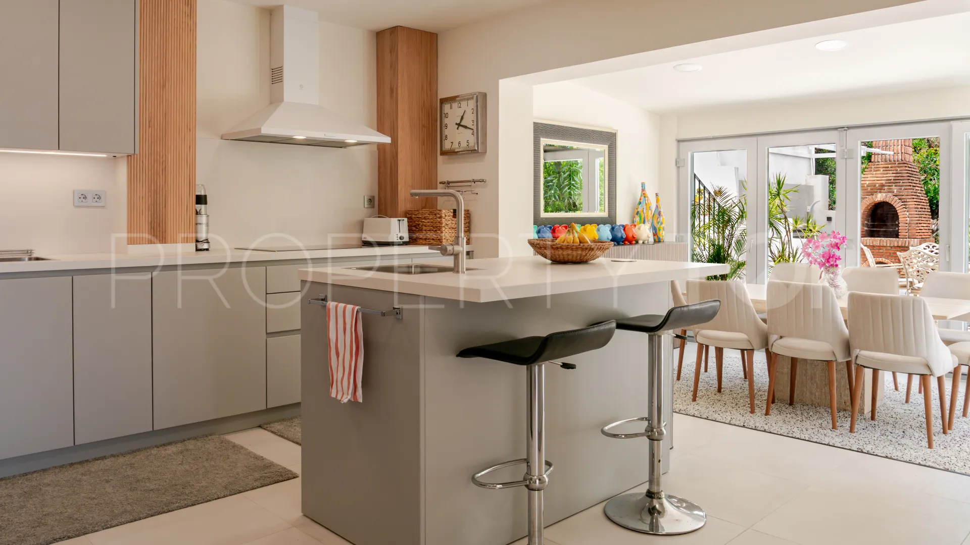 For sale El Madroñal house