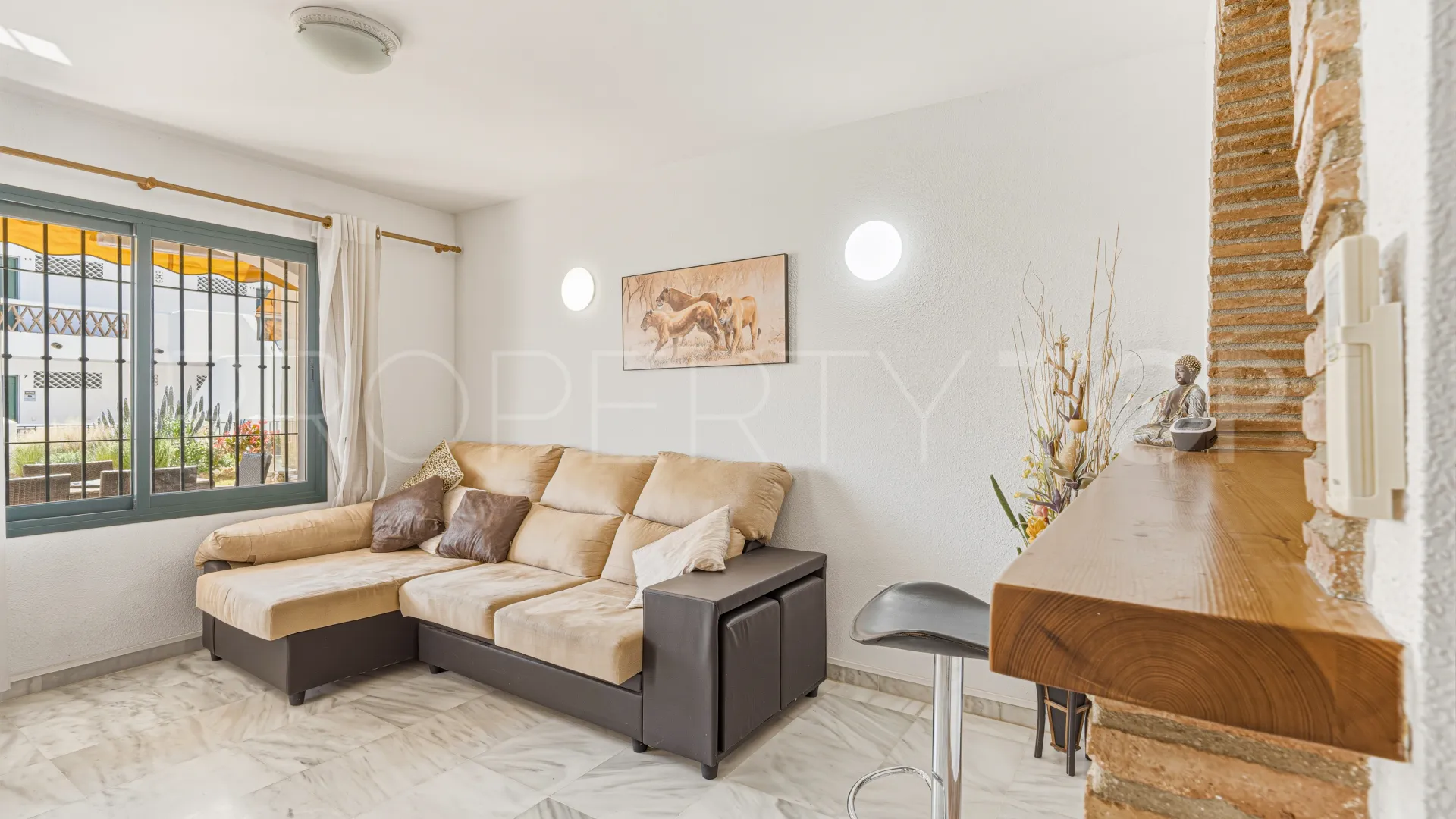 For sale ground floor apartment in Benalmadena Costa