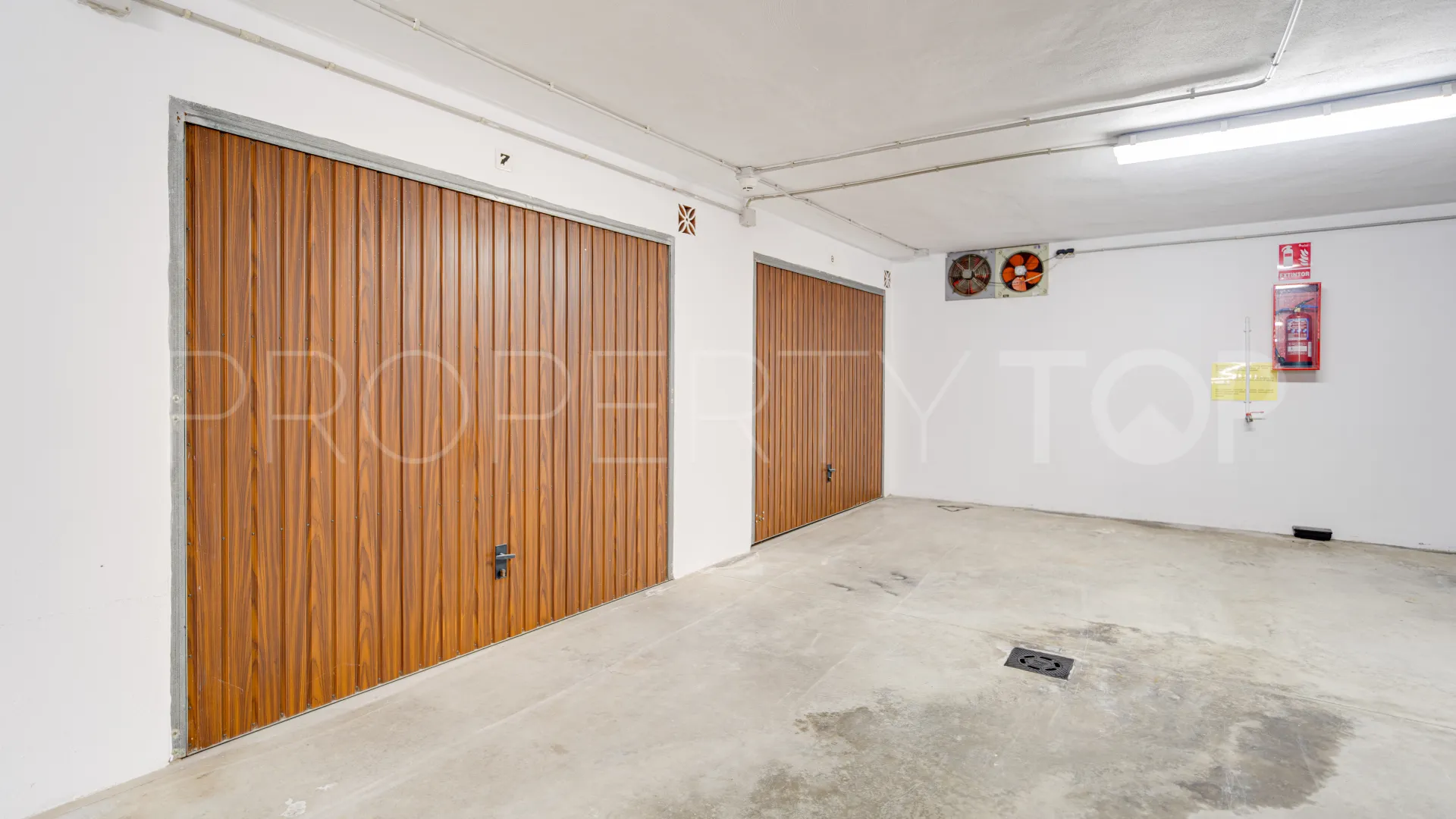 For sale ground floor apartment in Benalmadena Costa