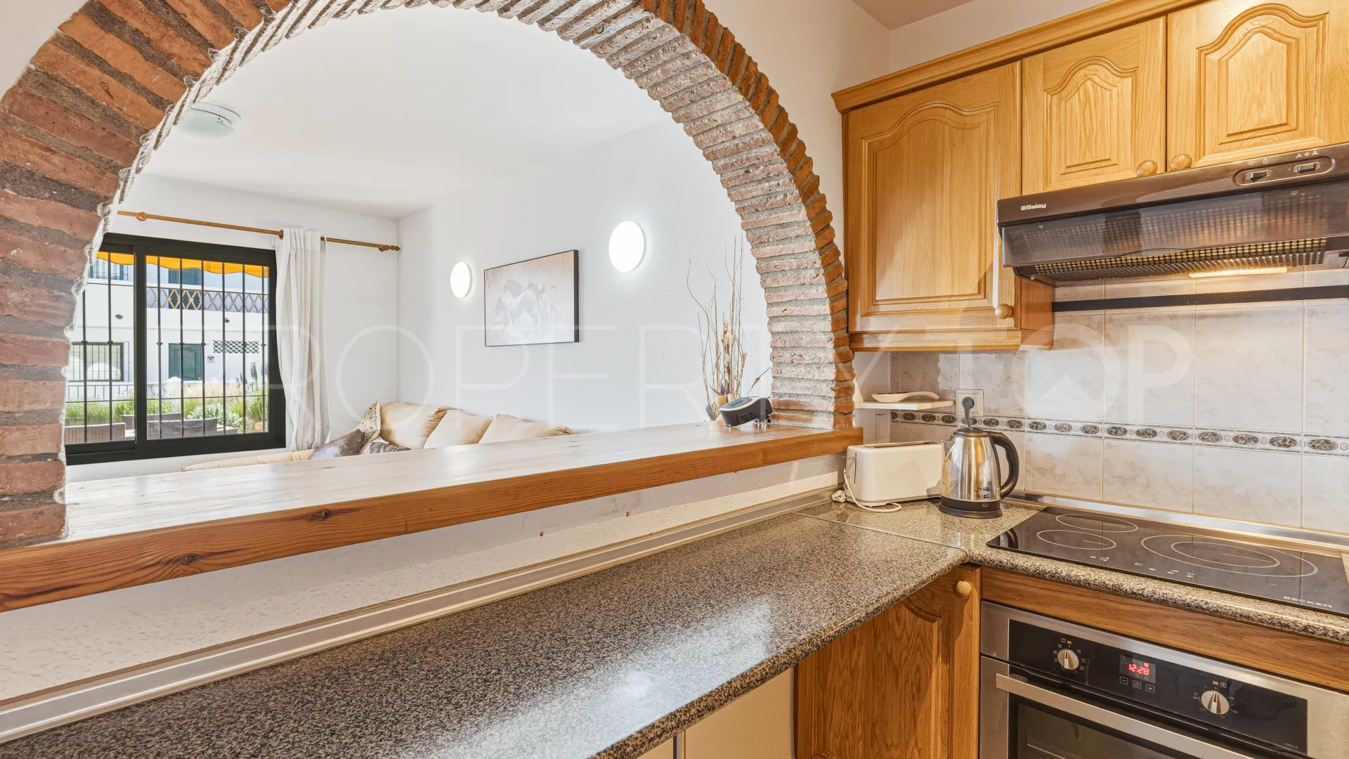 For sale ground floor apartment in Benalmadena Costa
