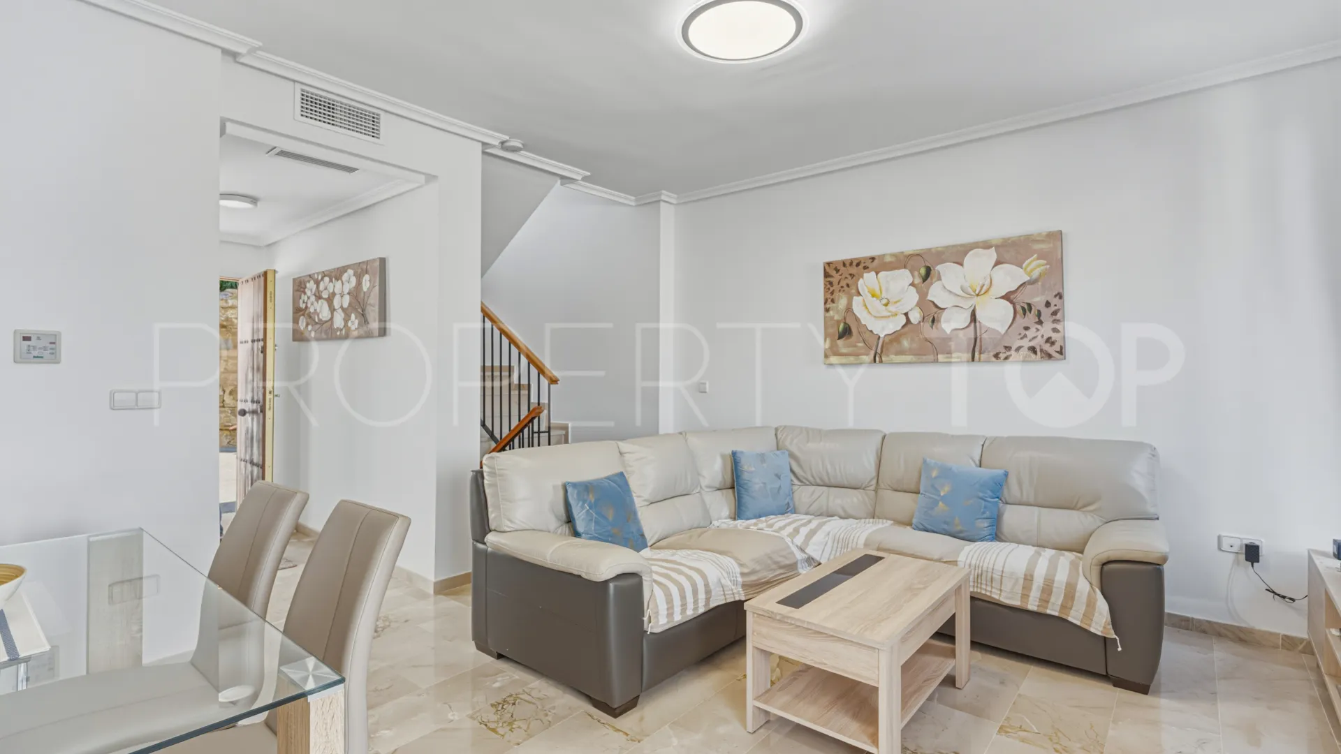 Comprar adosado en Bahia de Casares de 3 dormitorios