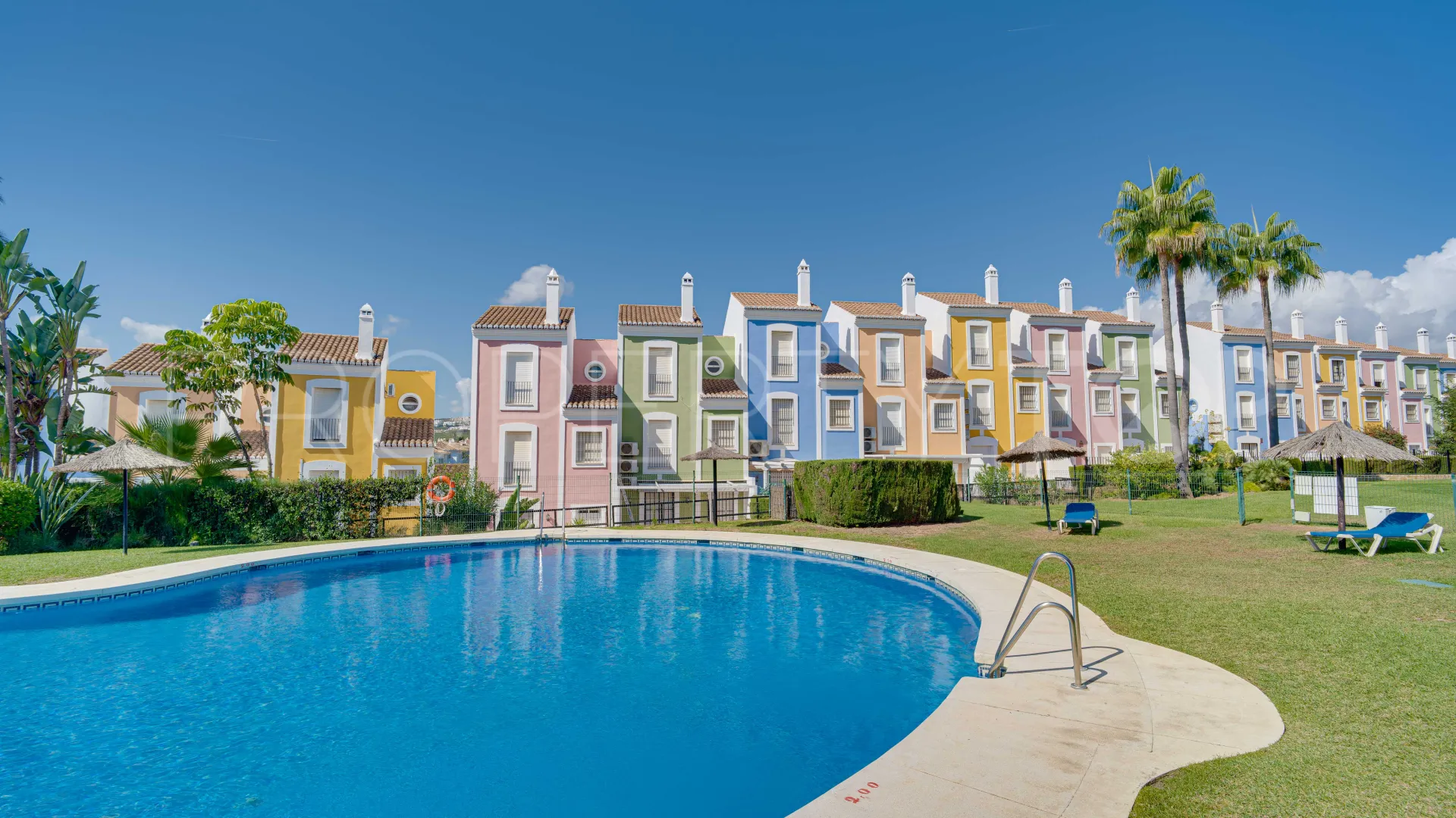 Comprar adosado en Bahia de Casares de 3 dormitorios