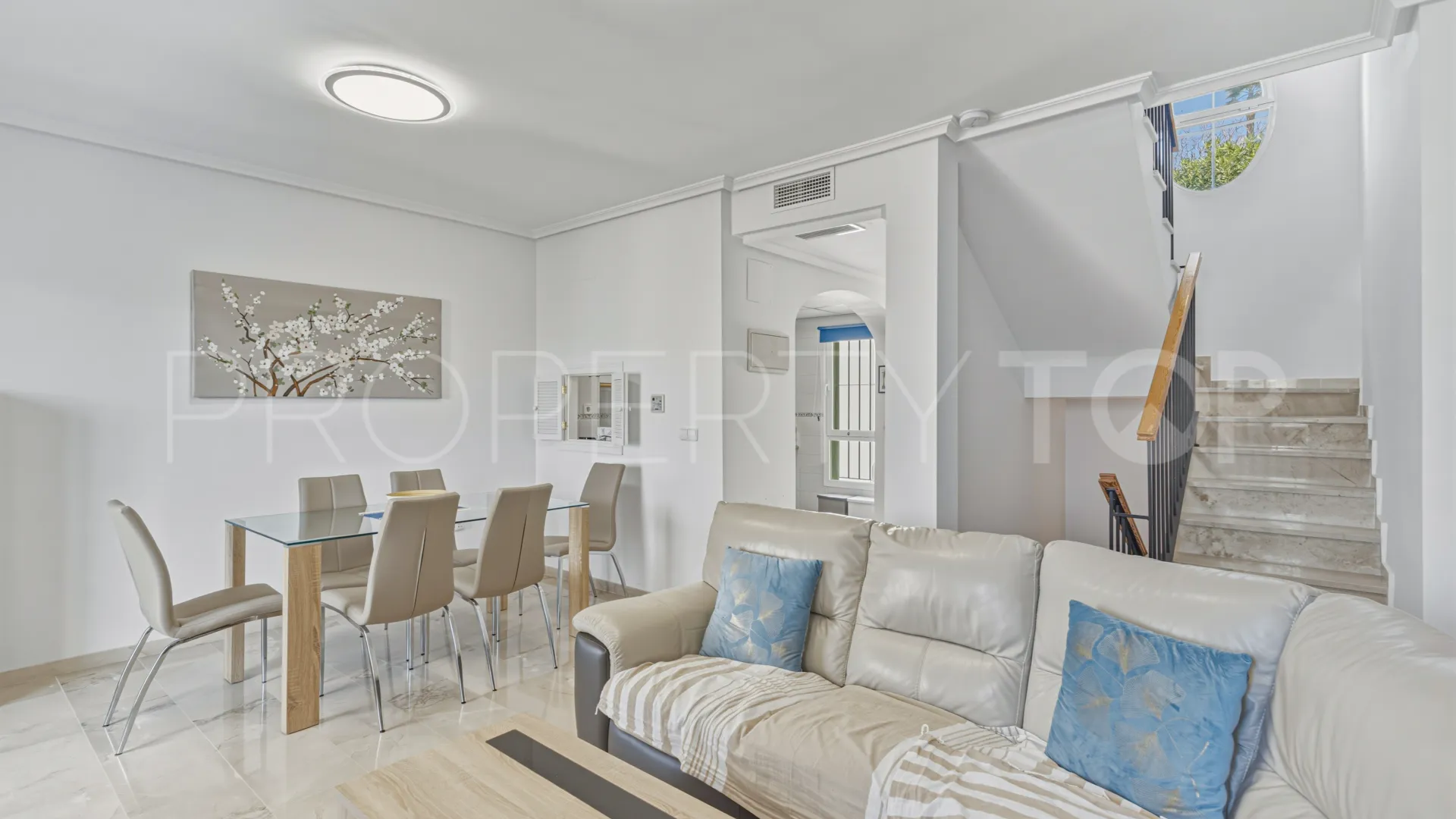 Comprar adosado en Bahia de Casares de 3 dormitorios