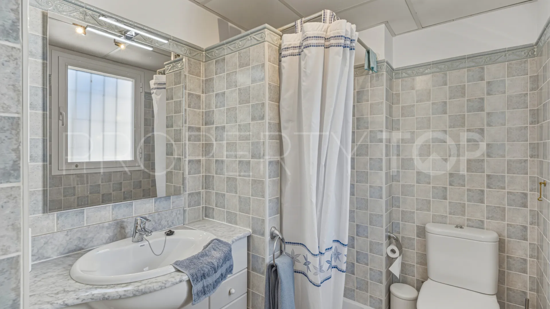 Comprar adosado en Bahia de Casares de 3 dormitorios
