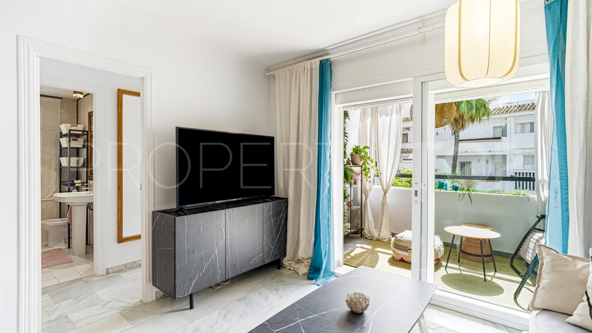 Se vende apartamento planta baja en Riviera del Sol