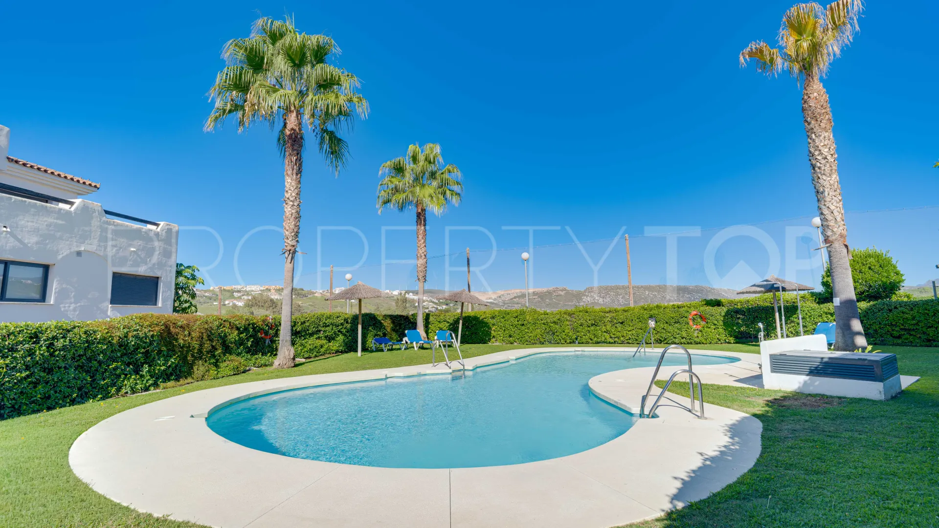 Se vende apartamento en Casares Playa