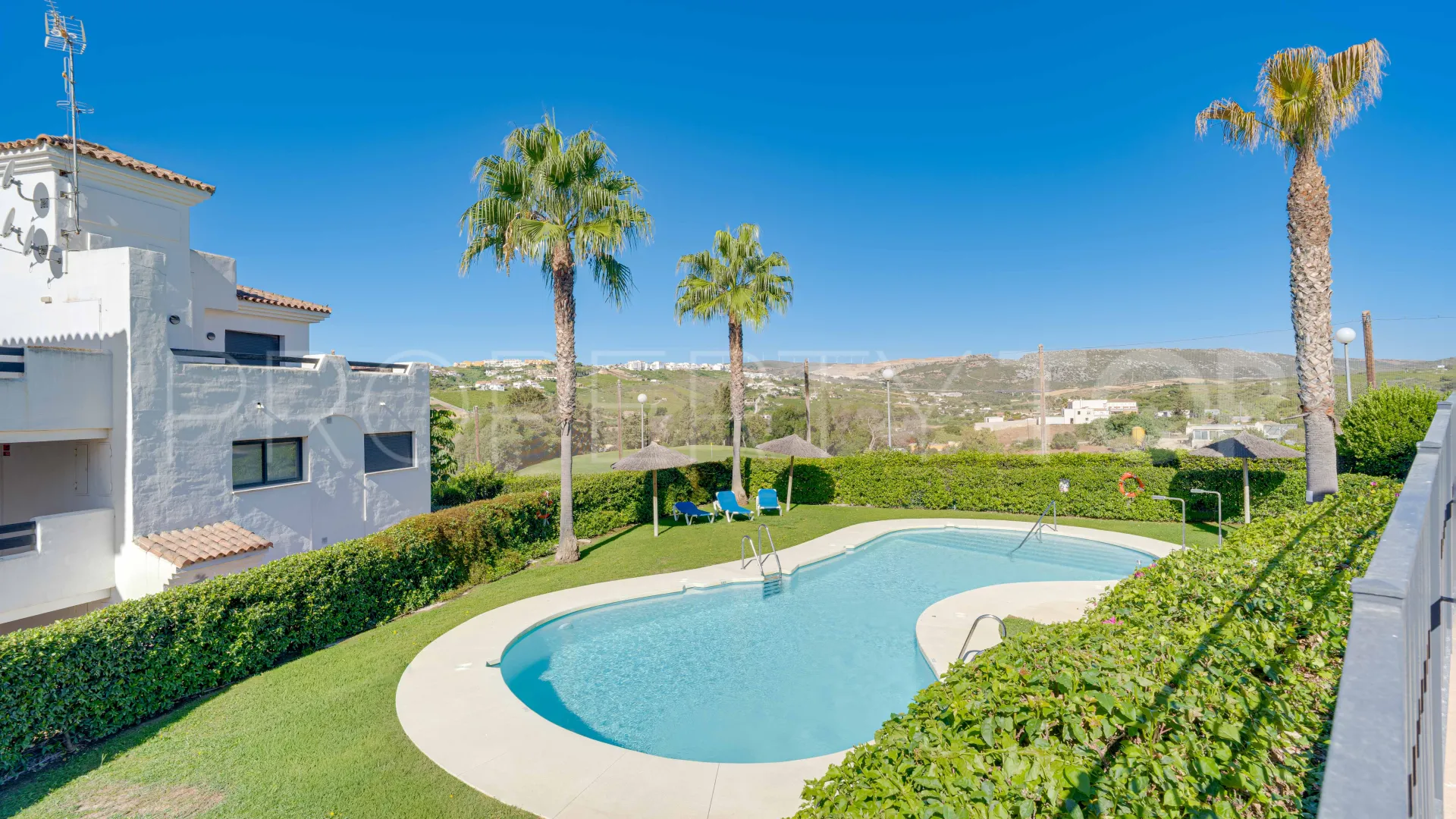 Se vende apartamento en Casares Playa