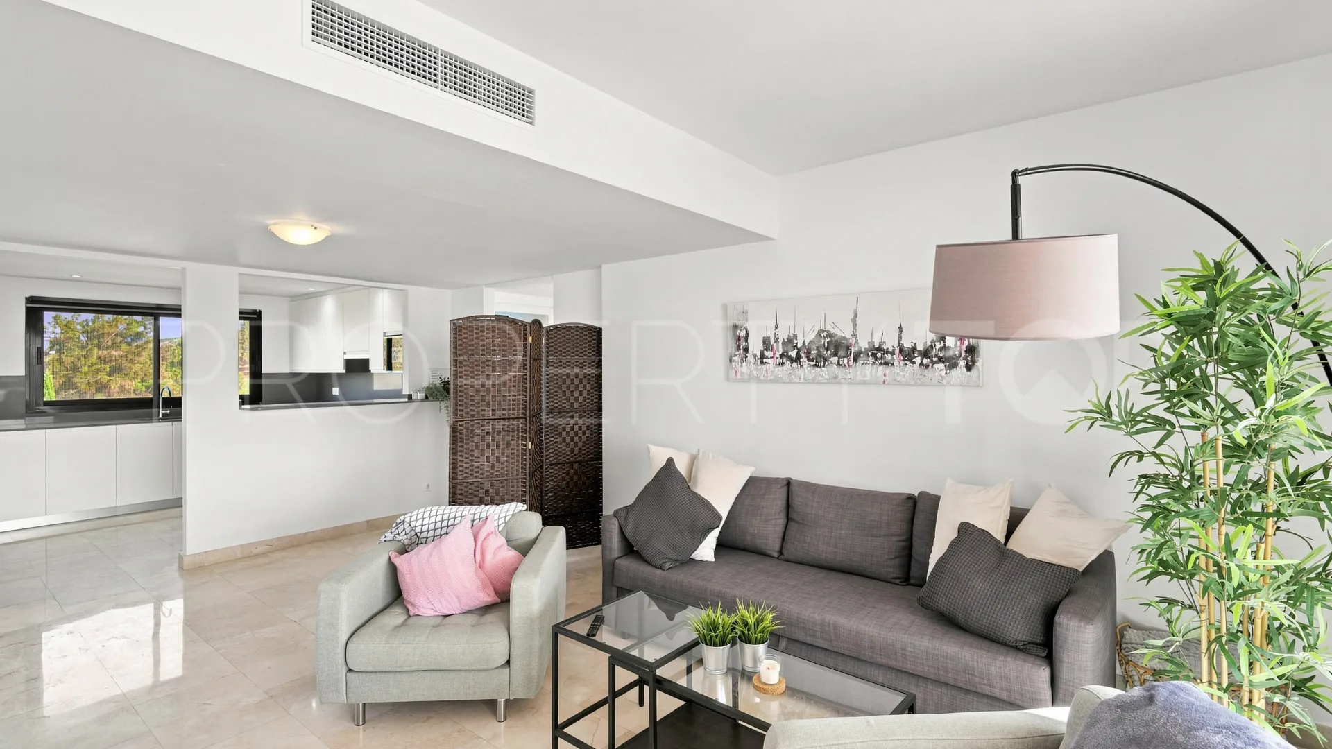 Se vende apartamento en Casares Playa