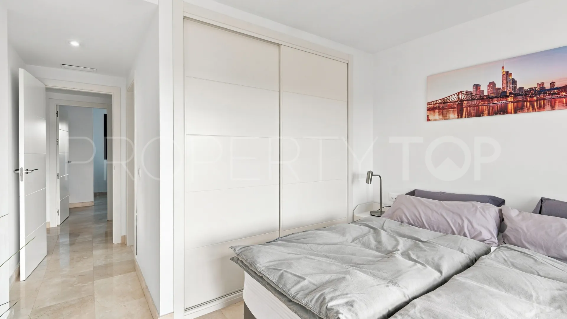 Se vende apartamento en Casares Playa