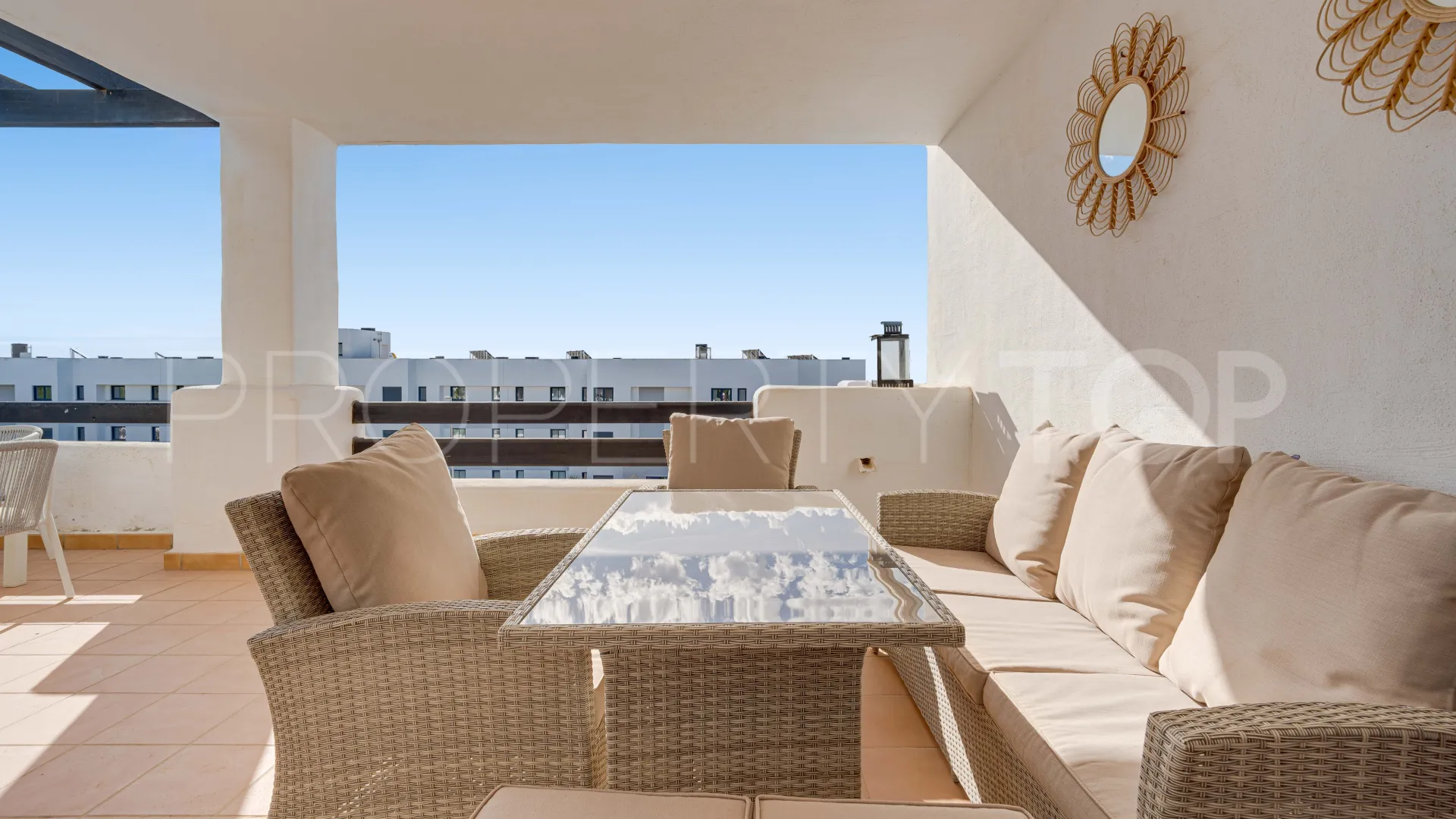 Se vende apartamento en Casares Playa