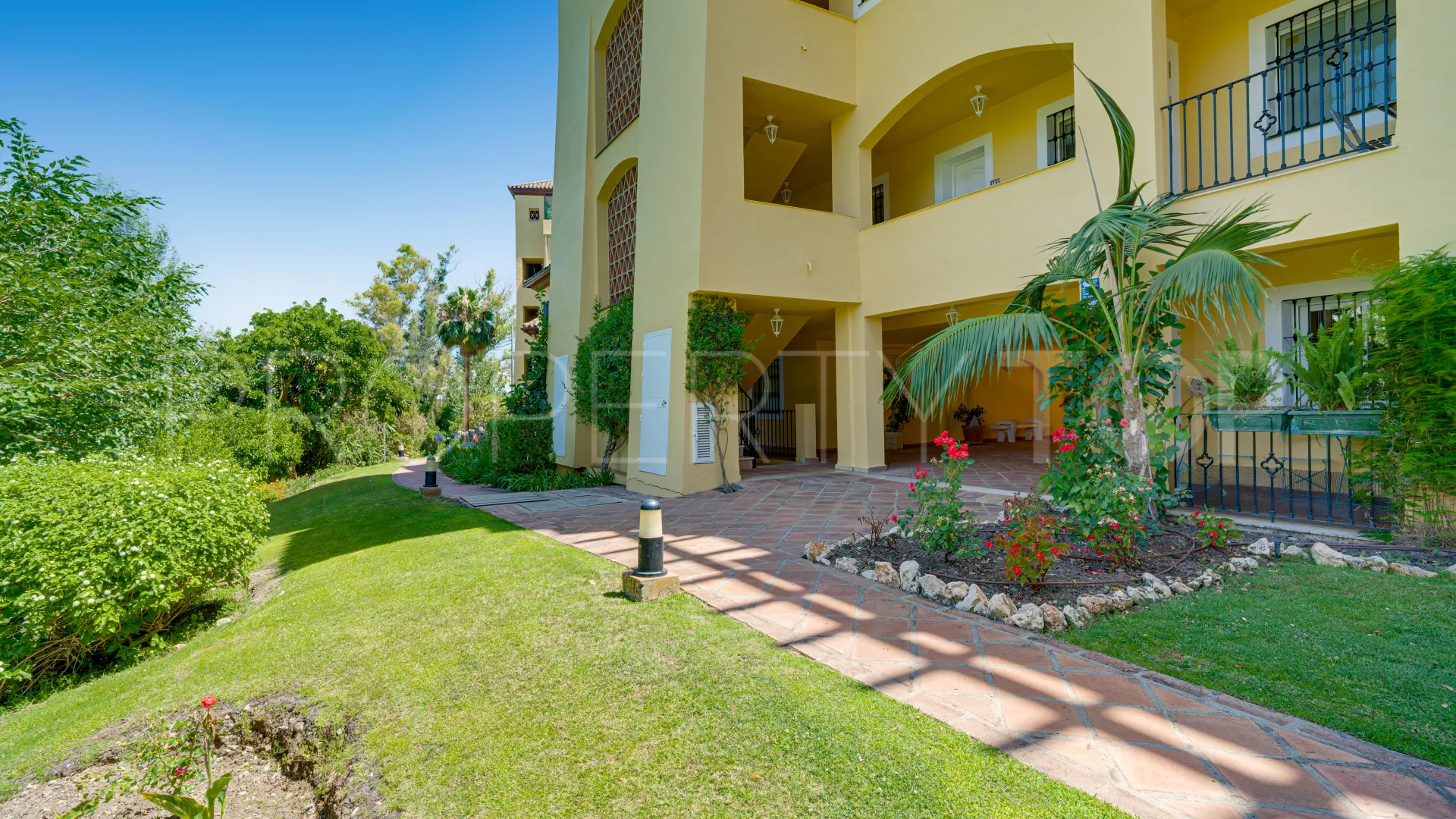 Guadalmina Alta ground floor apartment for sale