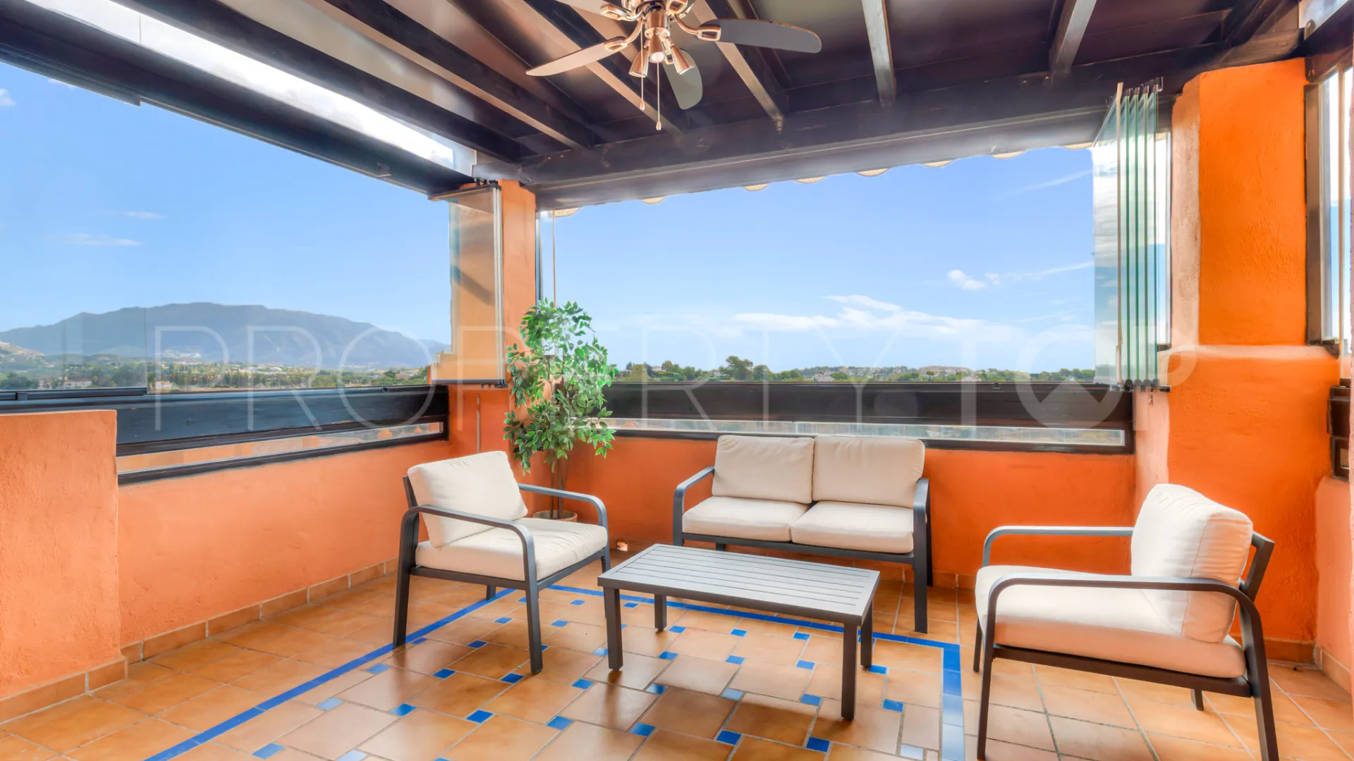Apartamento en venta con 2 dormitorios en Gazules del Sol