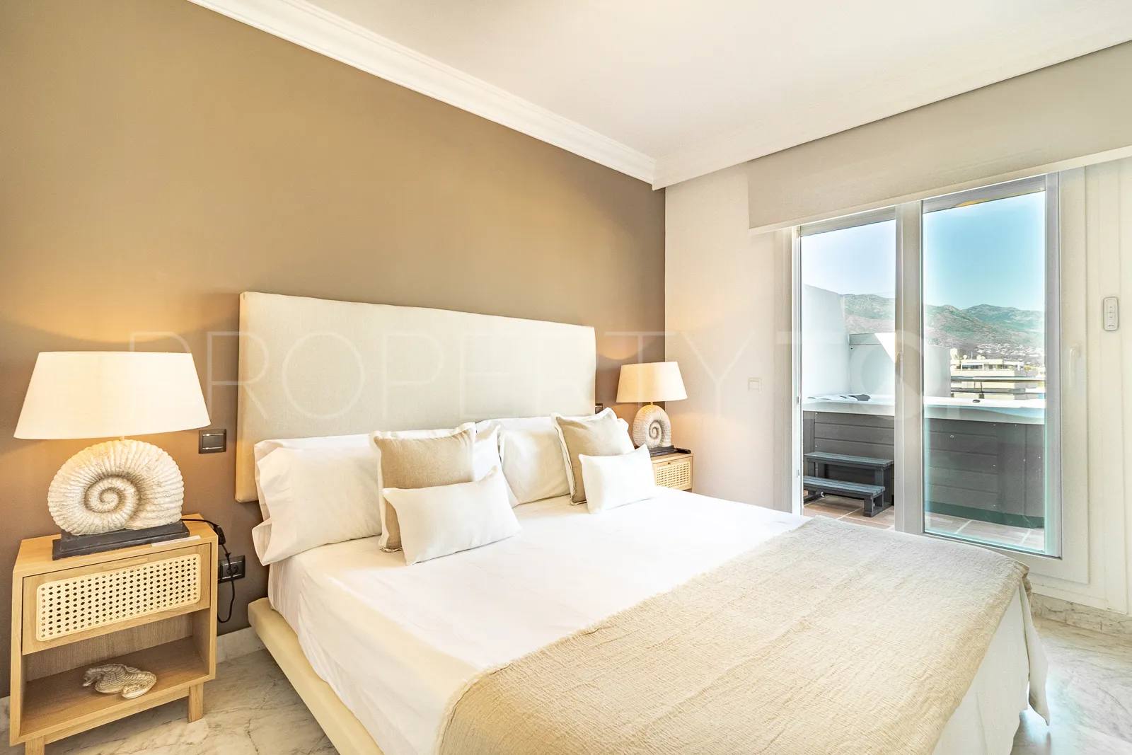 Se vende Ático en Marbella - Puerto Banus