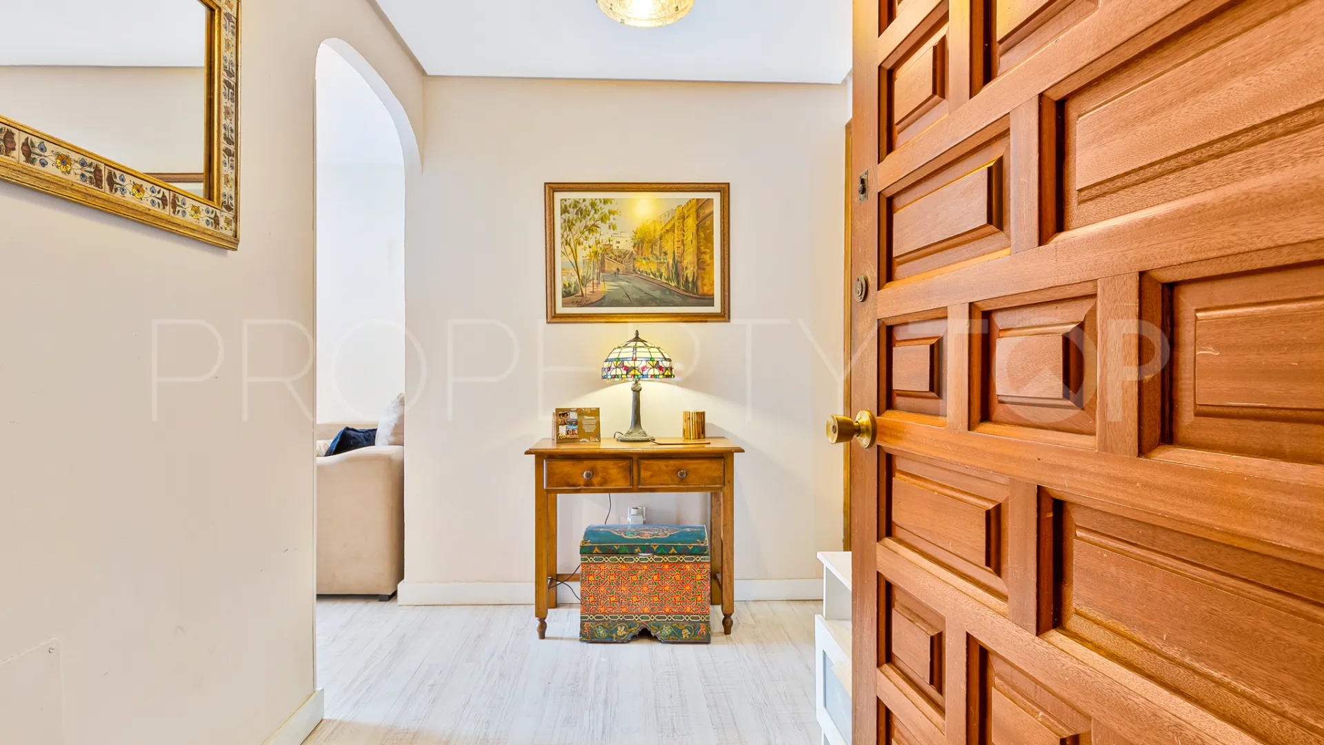 Ground floor apartment for sale in Nagüeles with 4 bedrooms