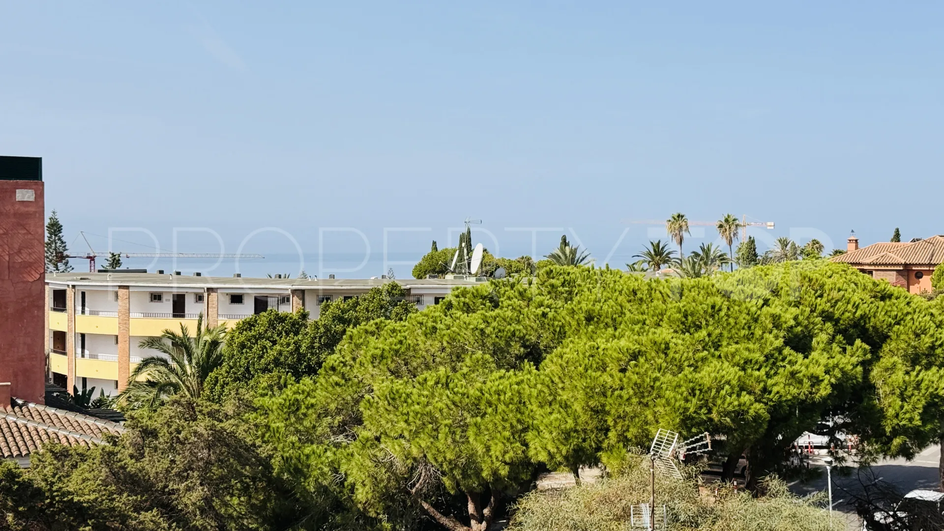 Atico duplex a la venta en Marbesa