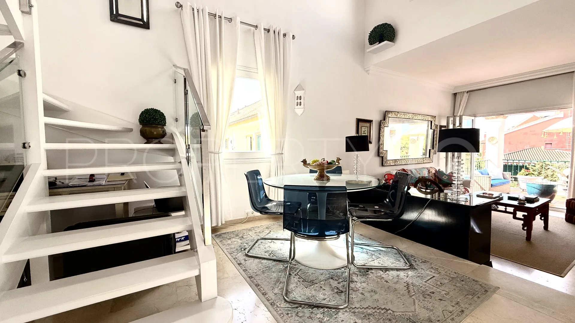 Atico duplex a la venta en Marbesa
