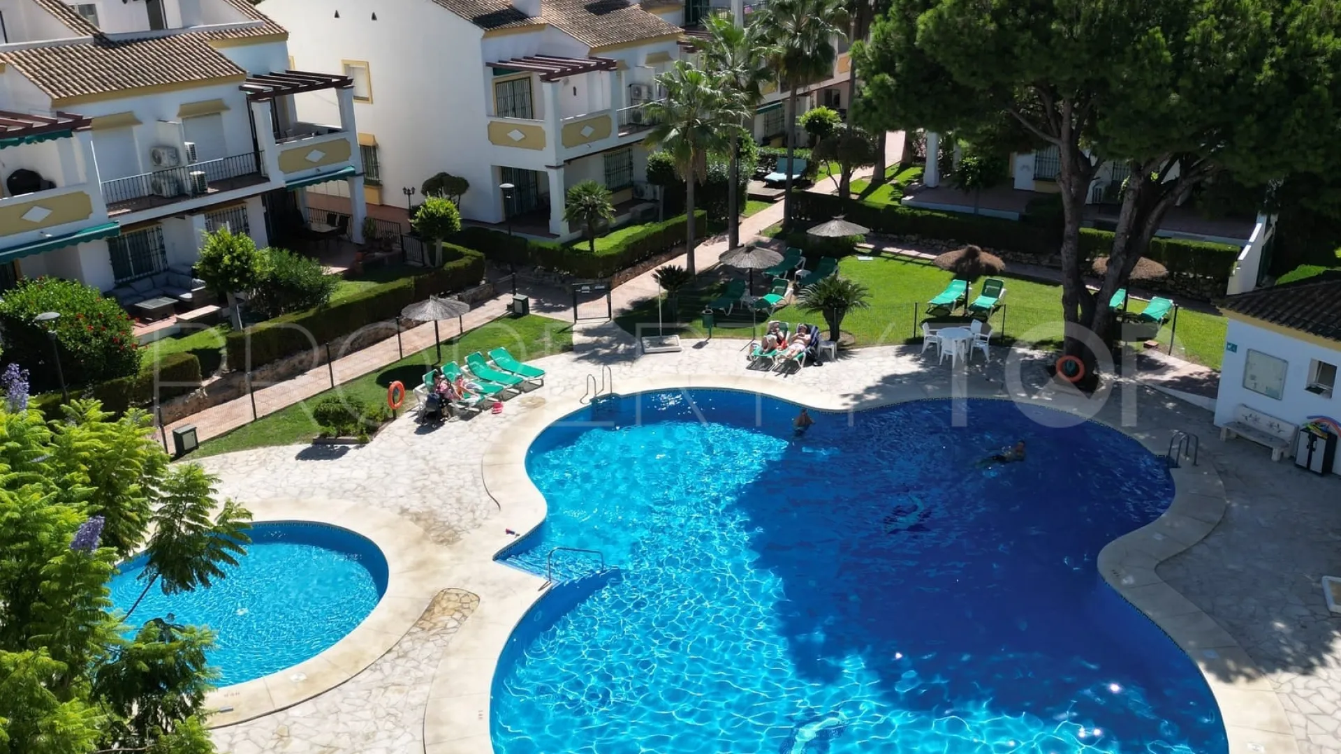 Atico duplex a la venta en Marbesa