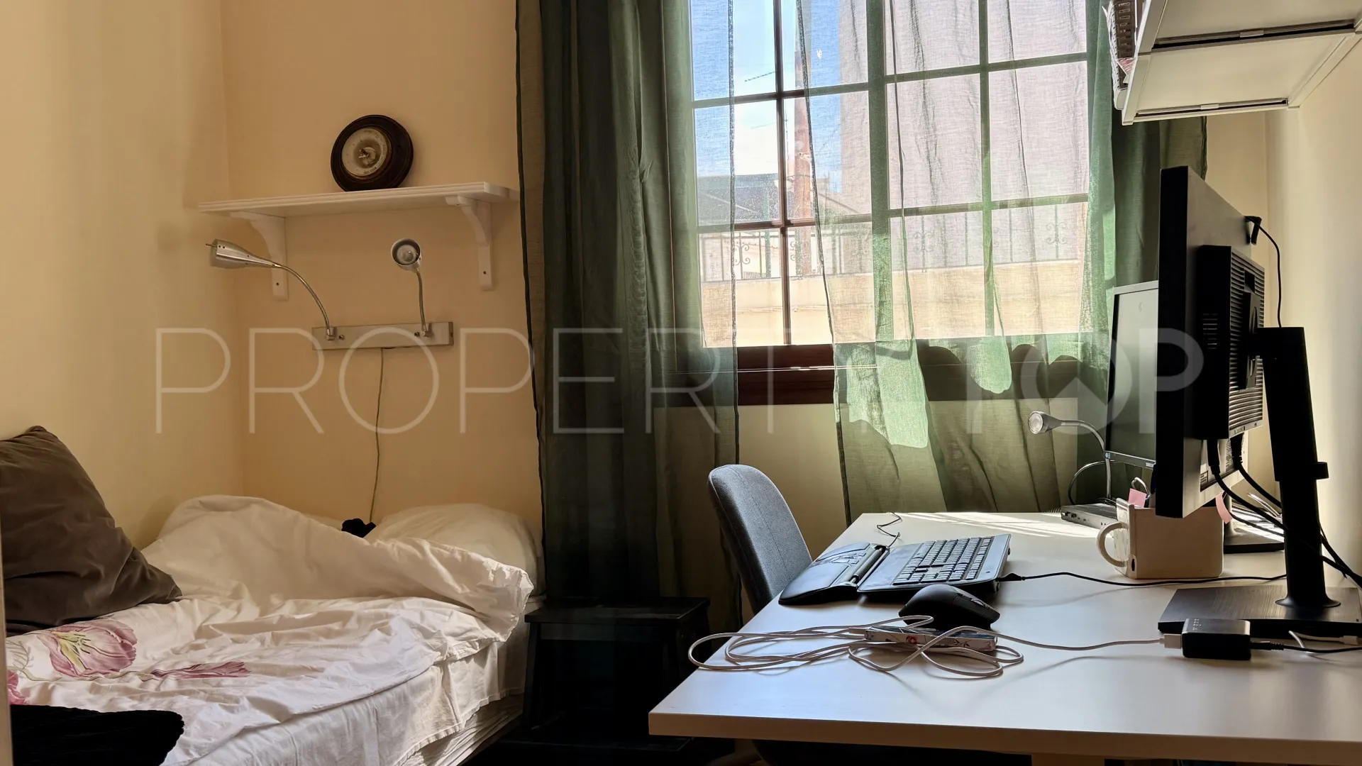 Apartment for sale in Marbella Centro with 2 bedrooms