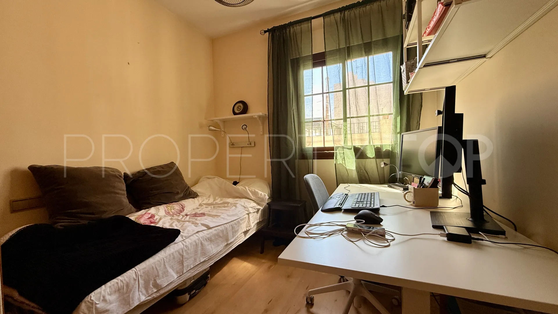 Apartment for sale in Marbella Centro with 2 bedrooms