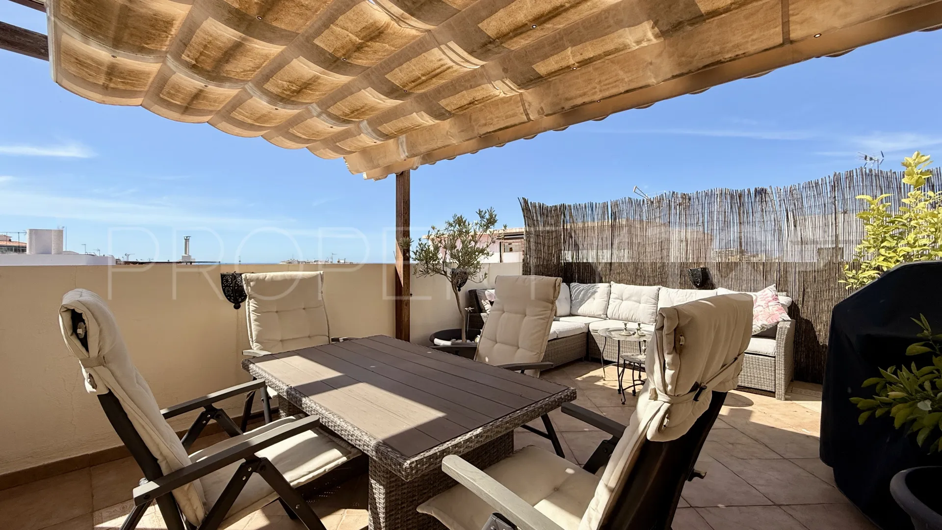Apartment for sale in Marbella Centro with 2 bedrooms