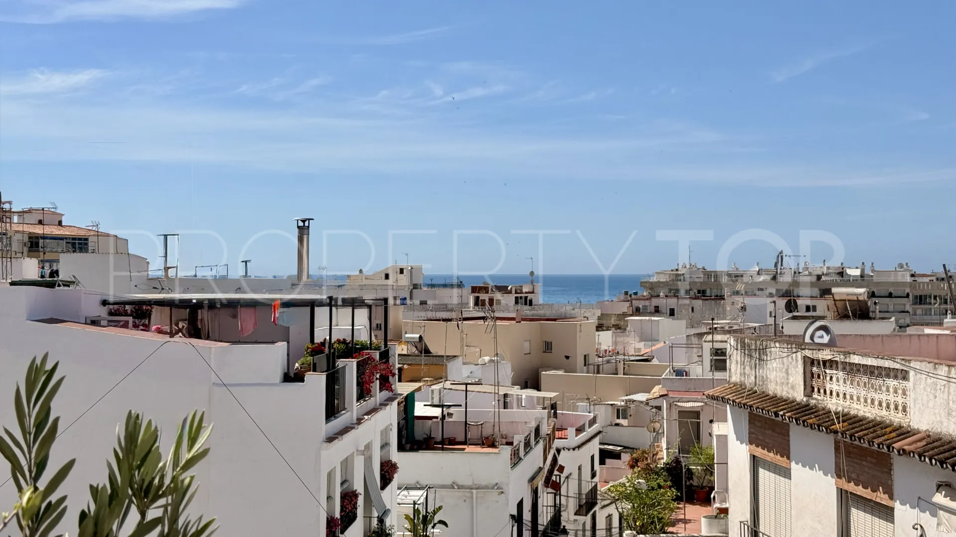 Apartment for sale in Marbella Centro with 2 bedrooms