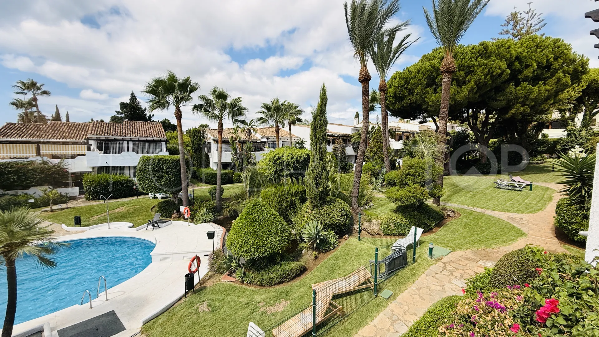 Apartment for sale in Marbella Golden Mile