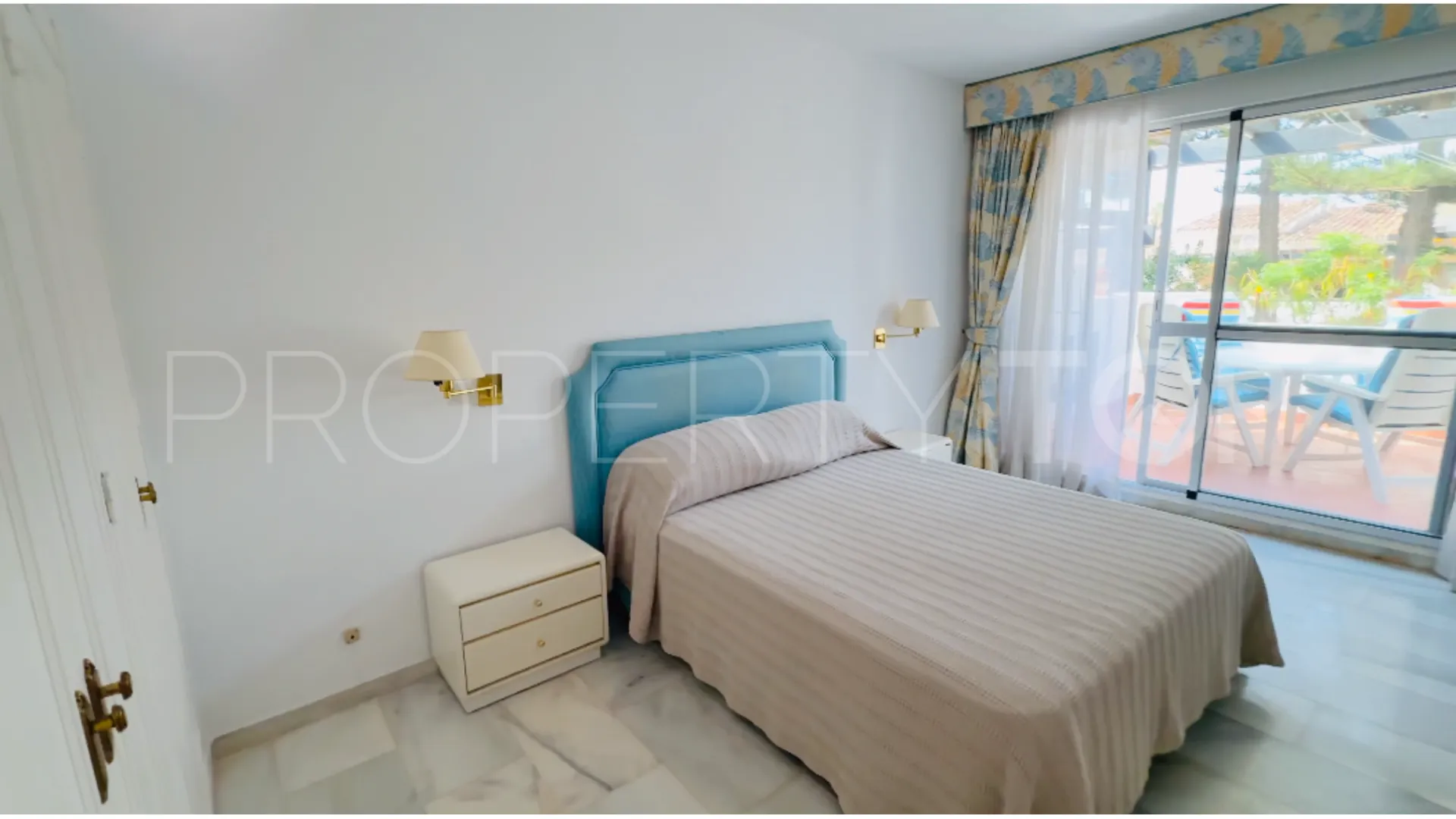 Apartment for sale in Marbella Golden Mile