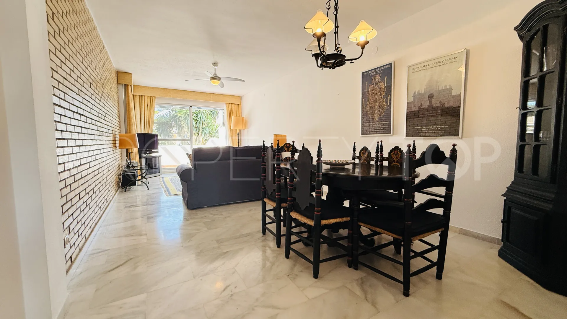 Apartment for sale in Marbella Golden Mile