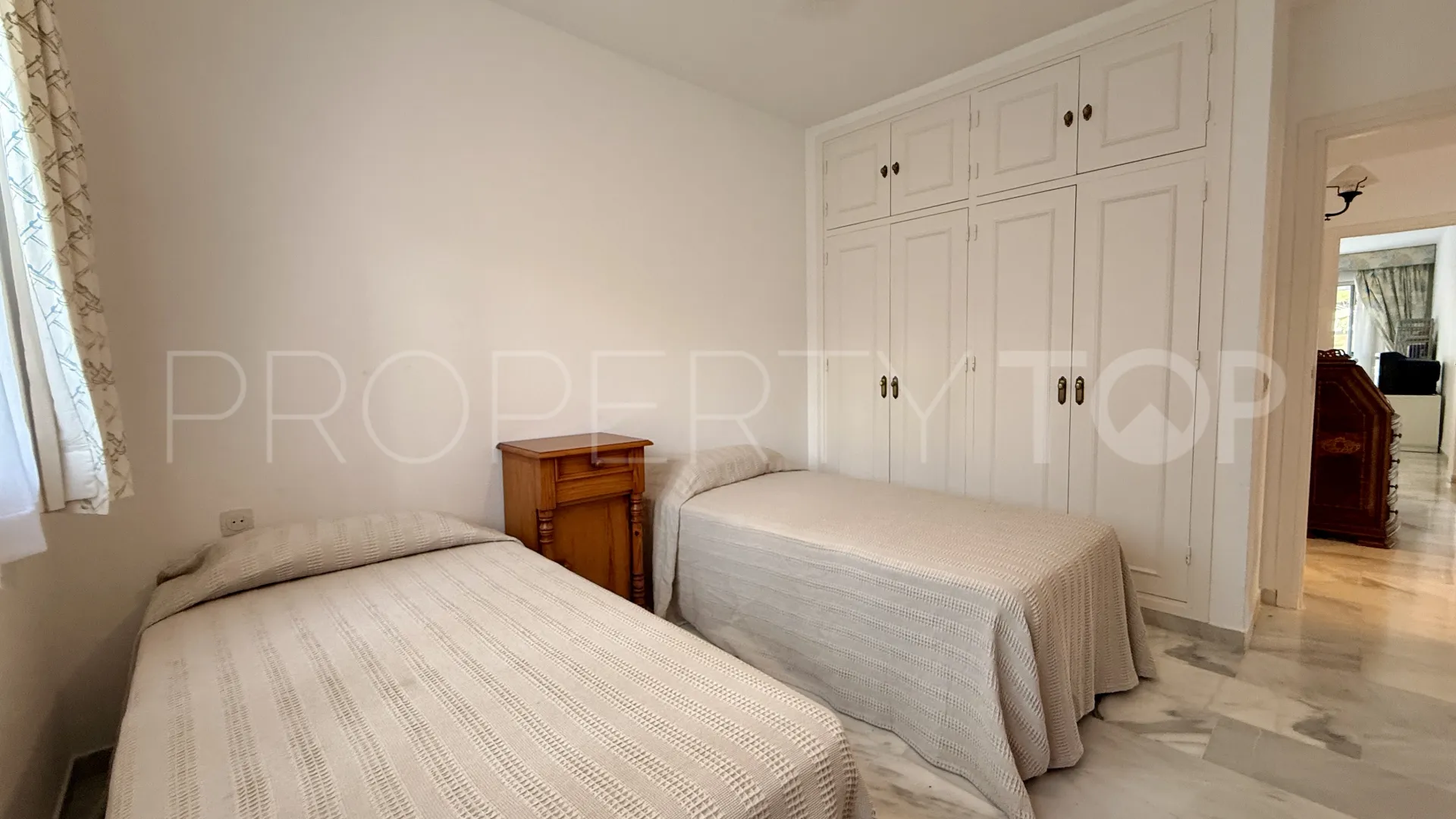 Apartment for sale in Marbella Golden Mile