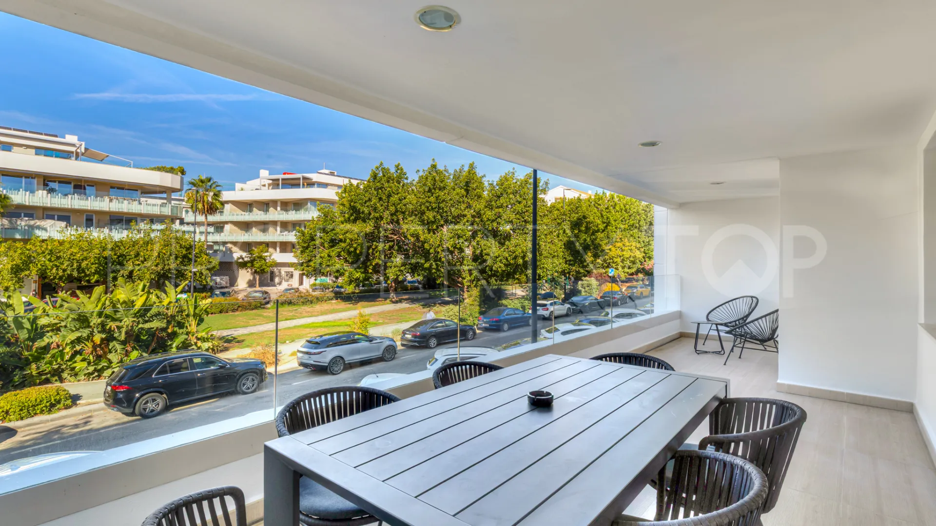 For sale apartment with 3 bedrooms in San Pedro Playa