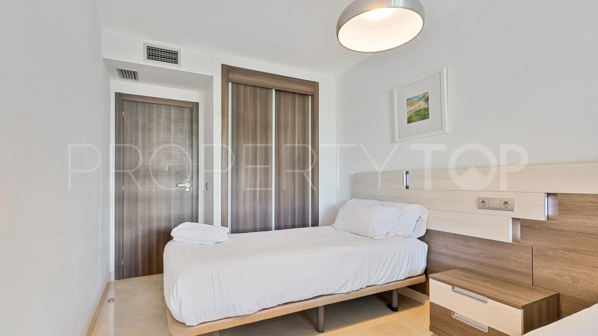 For sale apartment with 3 bedrooms in San Pedro Playa