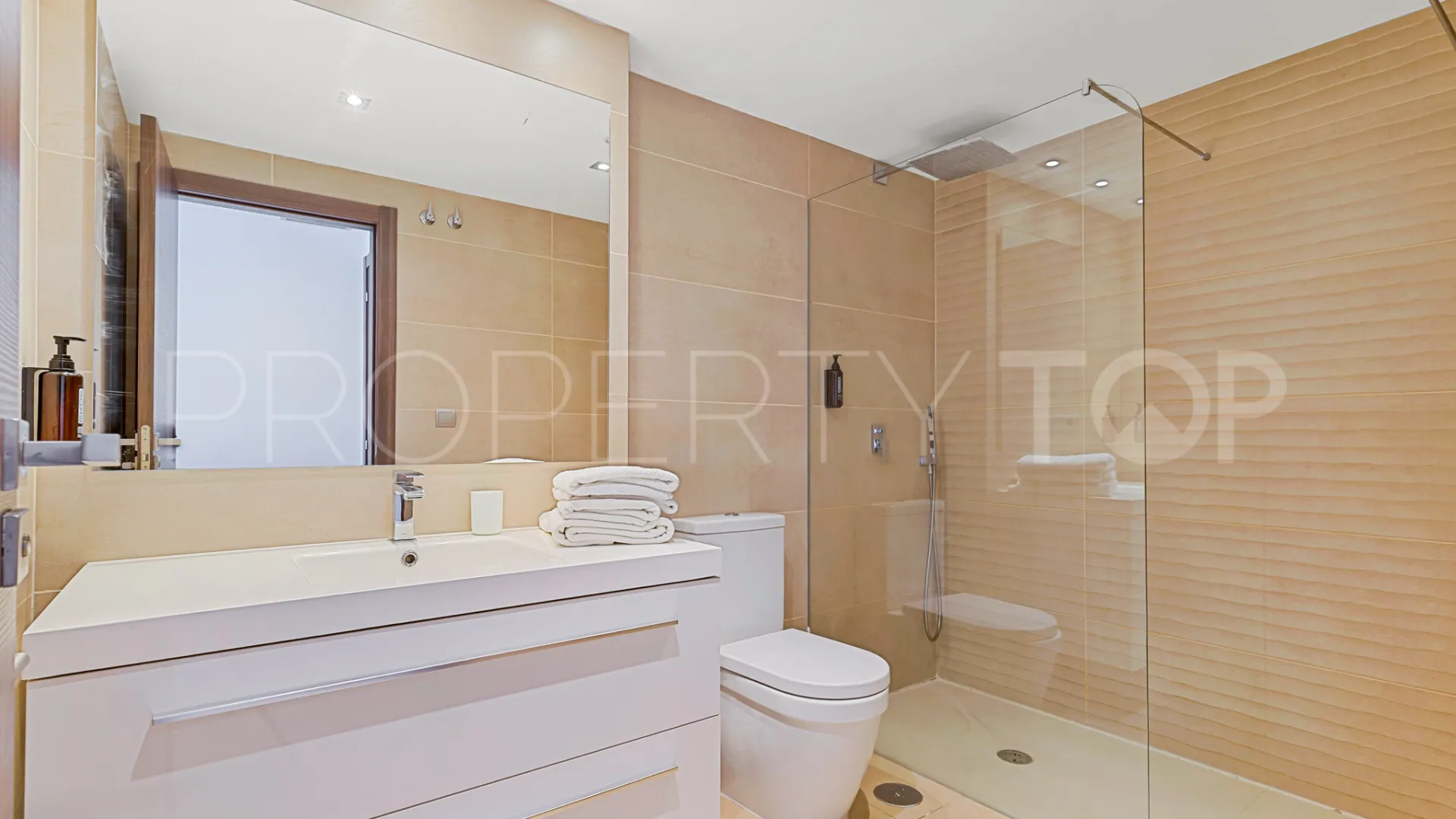 For sale apartment with 3 bedrooms in San Pedro Playa
