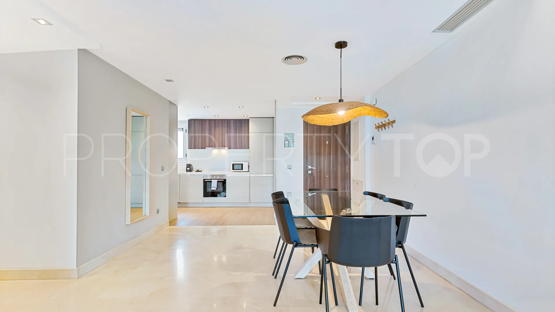 For sale apartment with 3 bedrooms in San Pedro Playa