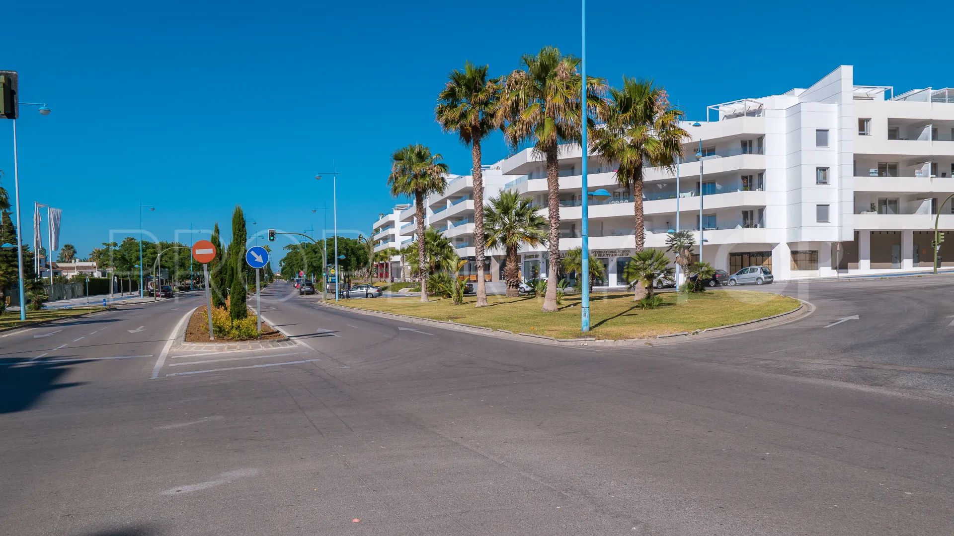 For sale 3 bedrooms apartment in San Pedro Playa