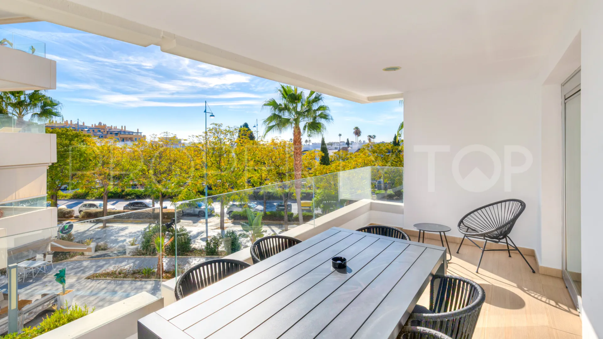 For sale 3 bedrooms apartment in San Pedro Playa