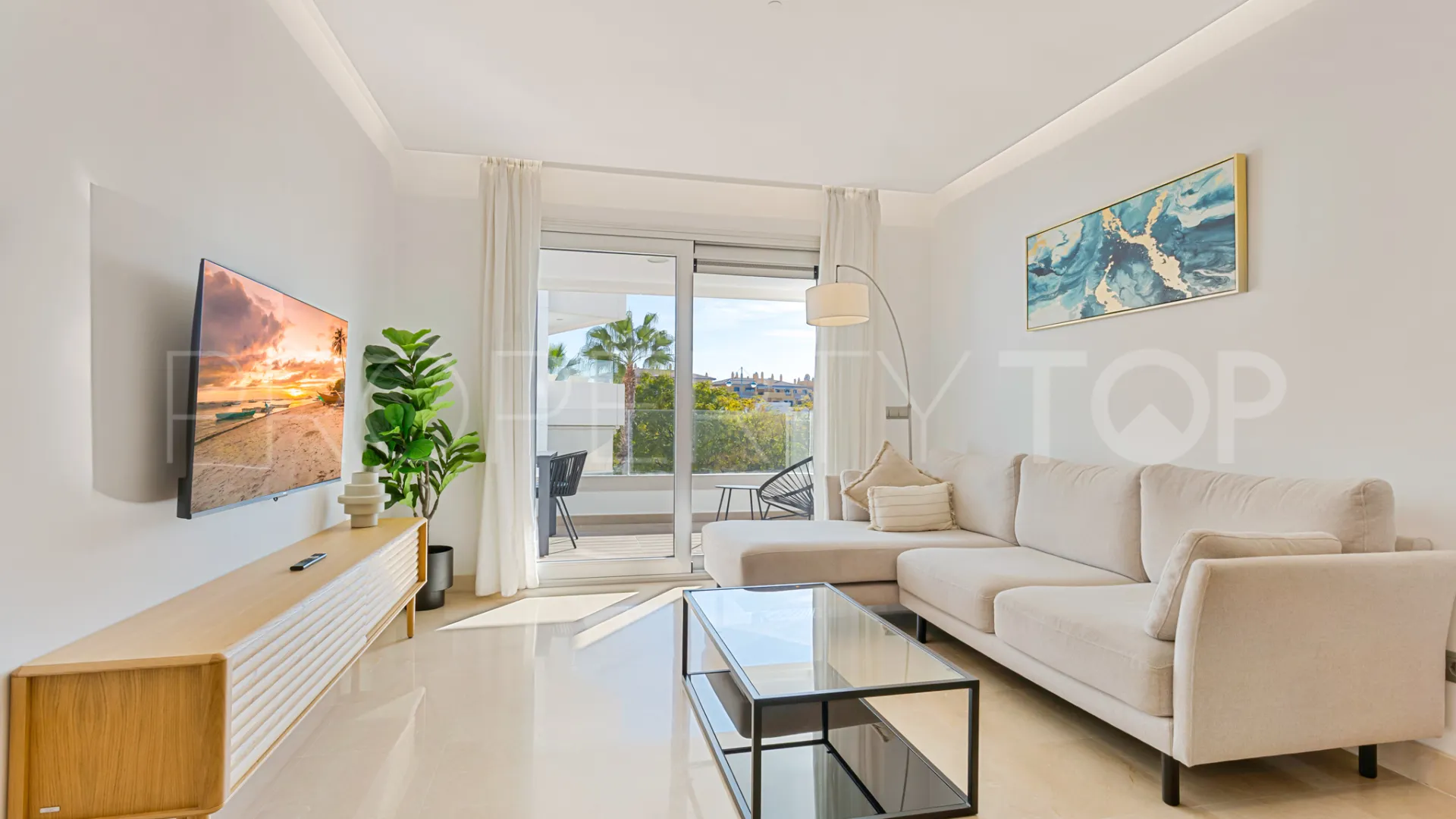 For sale 3 bedrooms apartment in San Pedro Playa