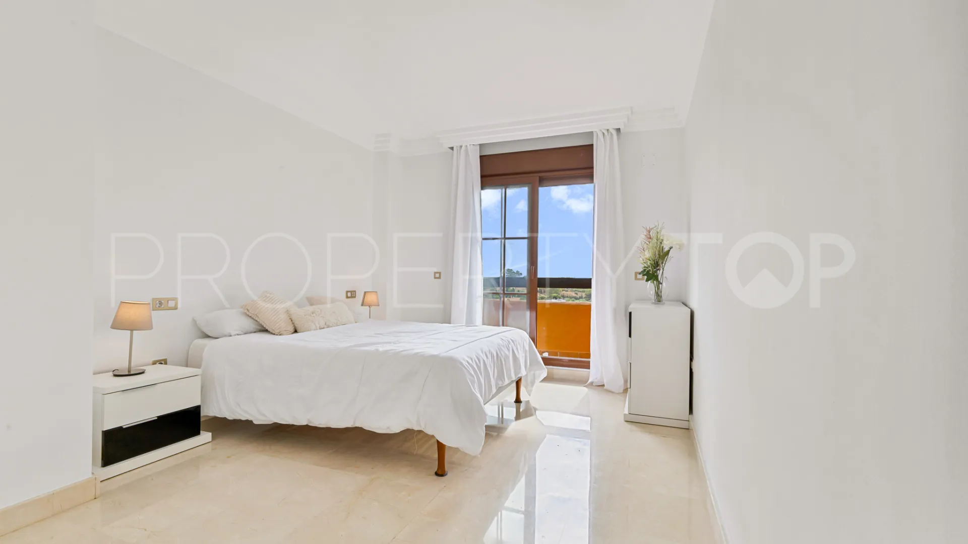 Gazules del Sol apartment for sale