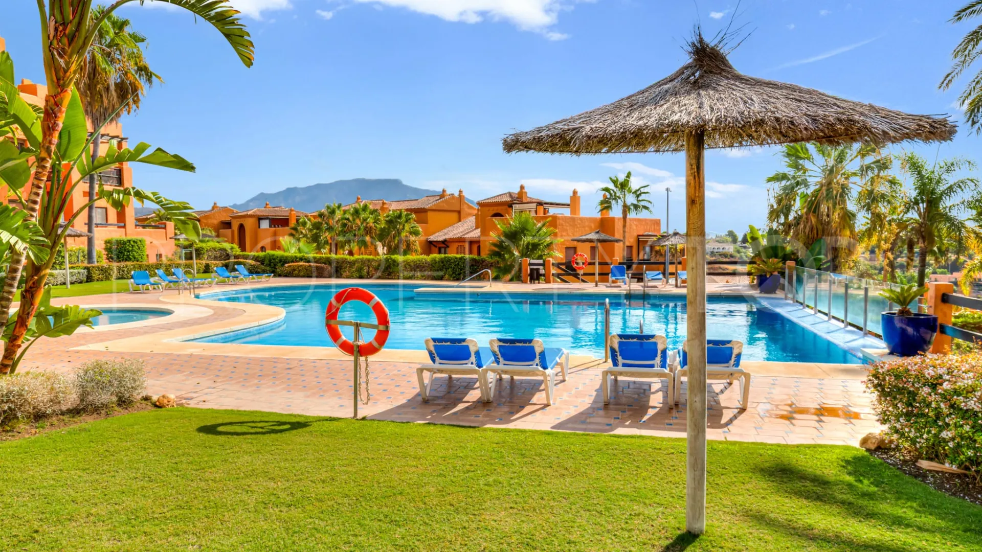 Gazules del Sol apartment for sale
