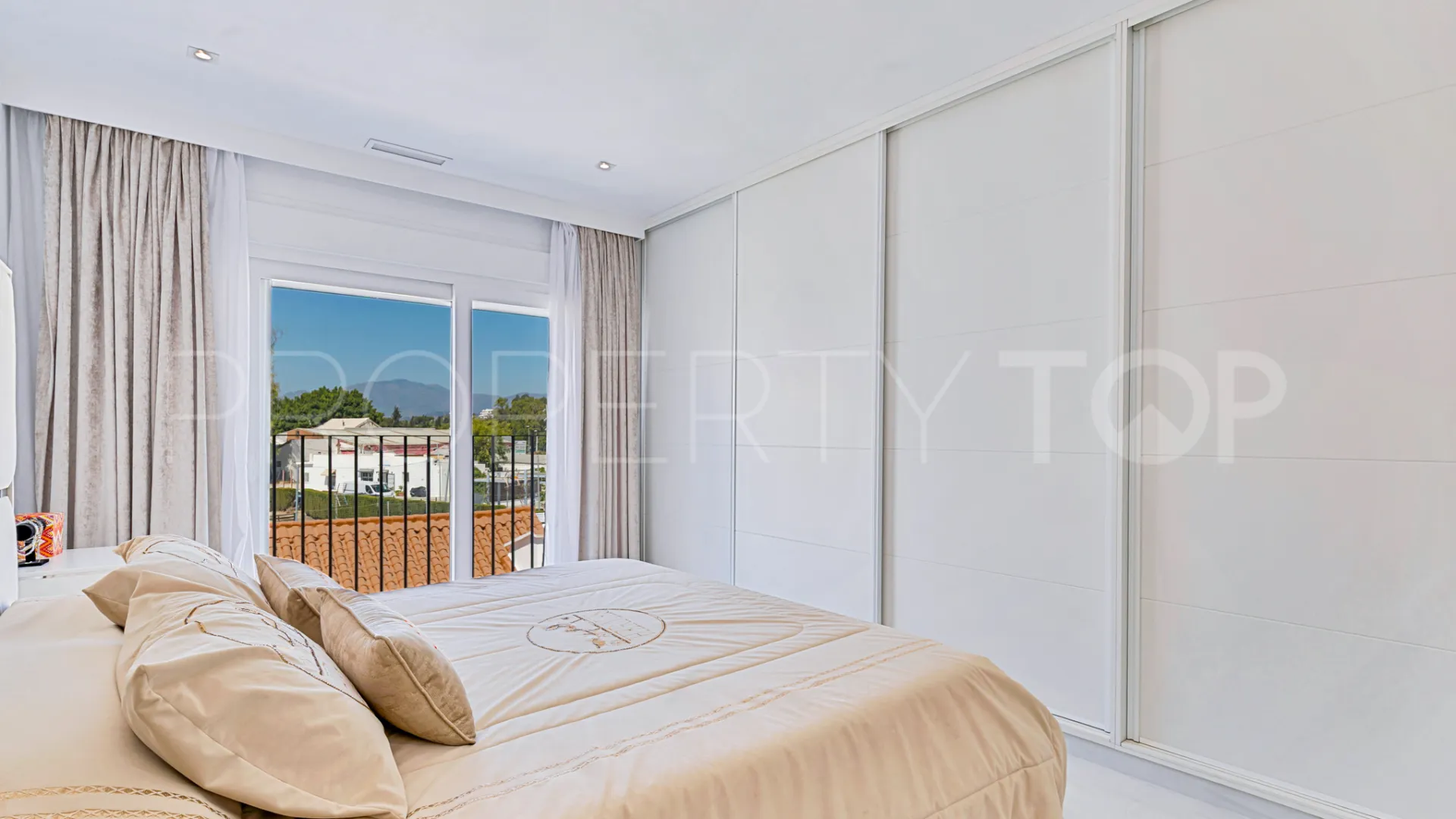 San Pedro Playa 3 bedrooms duplex penthouse for sale