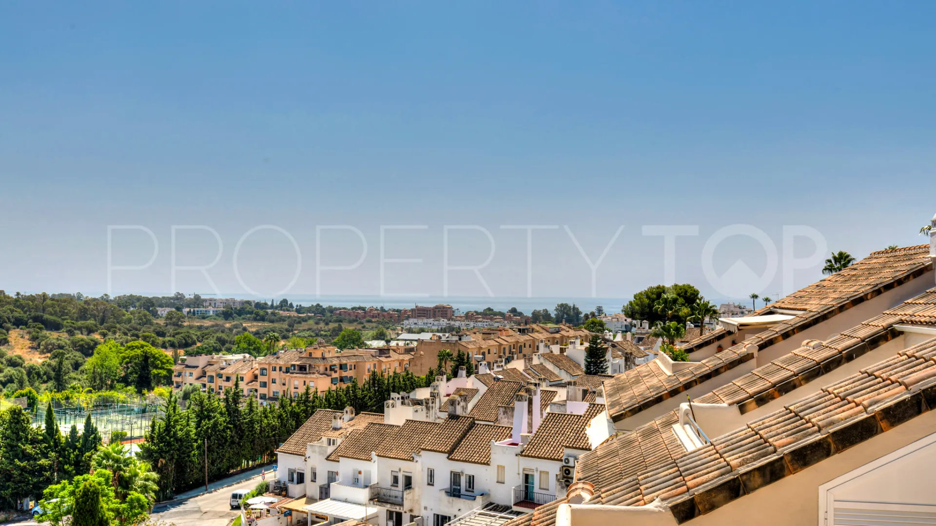 For sale penthouse in Bel Air