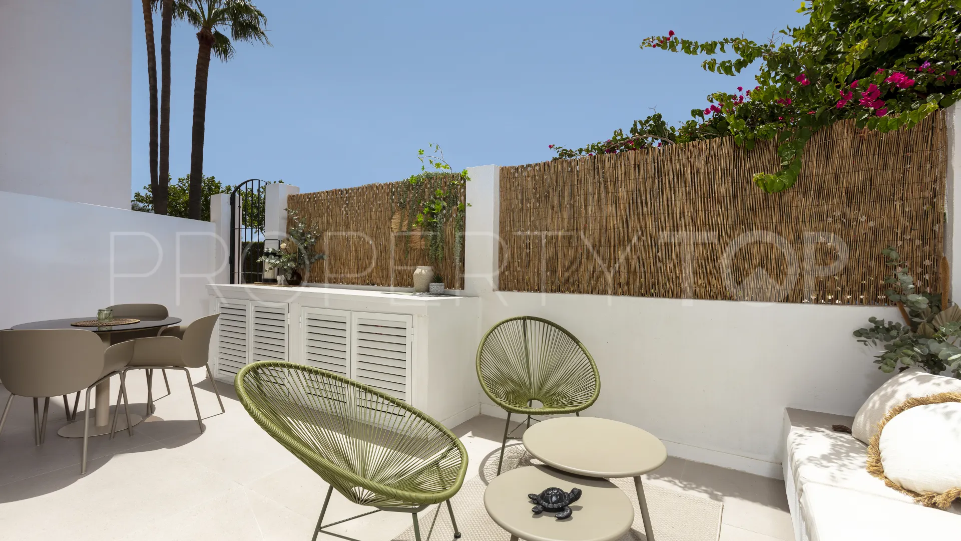 Ground floor apartment in Las Arenas for sale