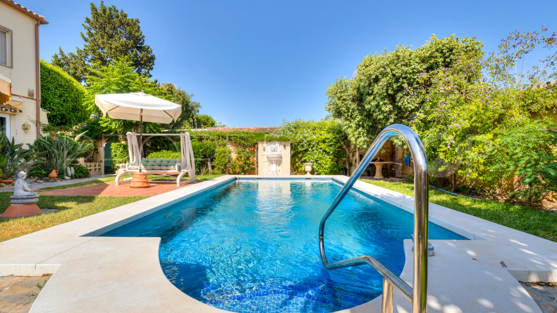 For sale Costalita house with 4 bedrooms